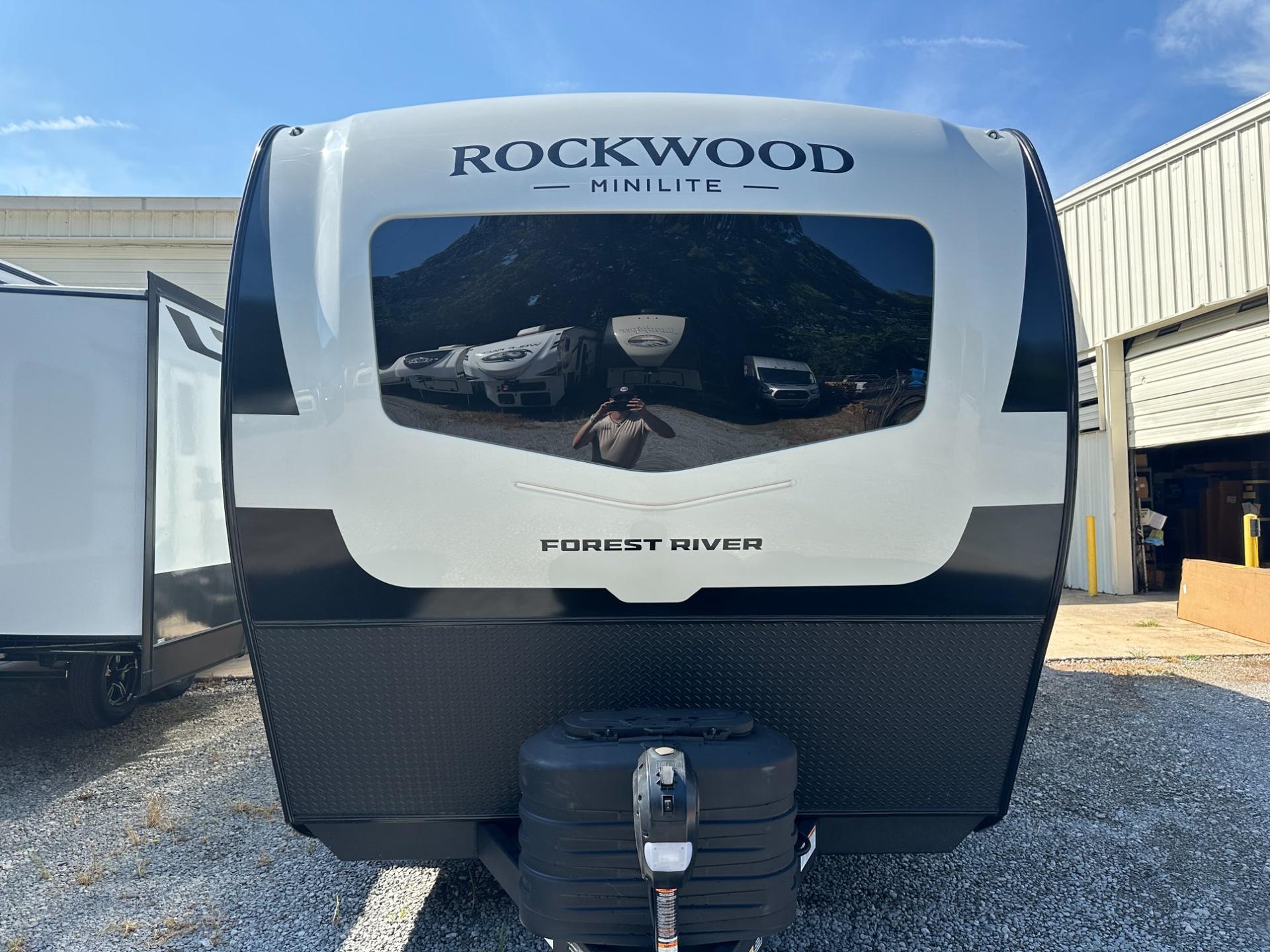 2027 Forest River 2027 Forest River Rockwood Mini Lite - thumbnail 4