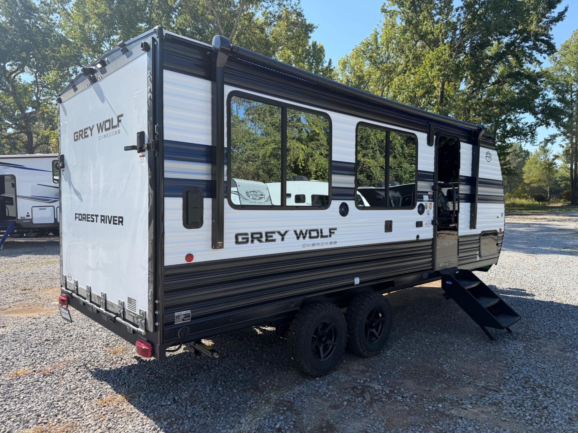 2027 Forest River 2027 Forest River Cherokee Grey Wolf - thumbnail 6