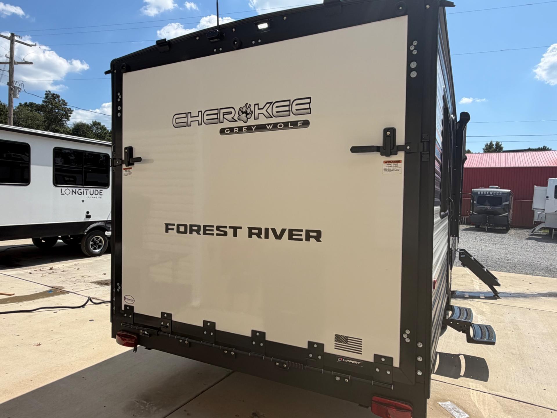 2026 Forest River 2026 Forest River Cherokee Grey Wolf - thumbnail 7
