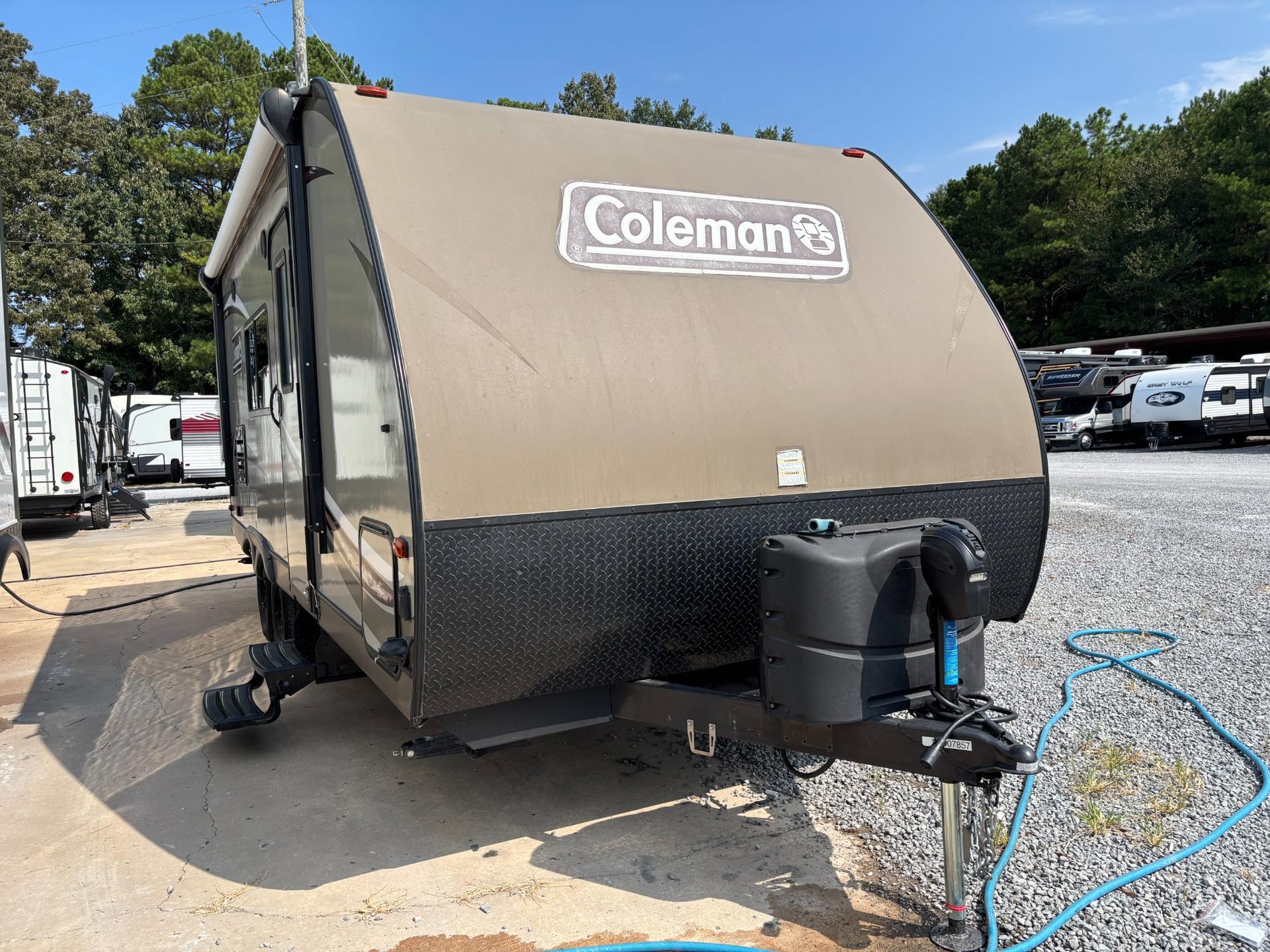 2018 Dutchmen Coleman 1925BH