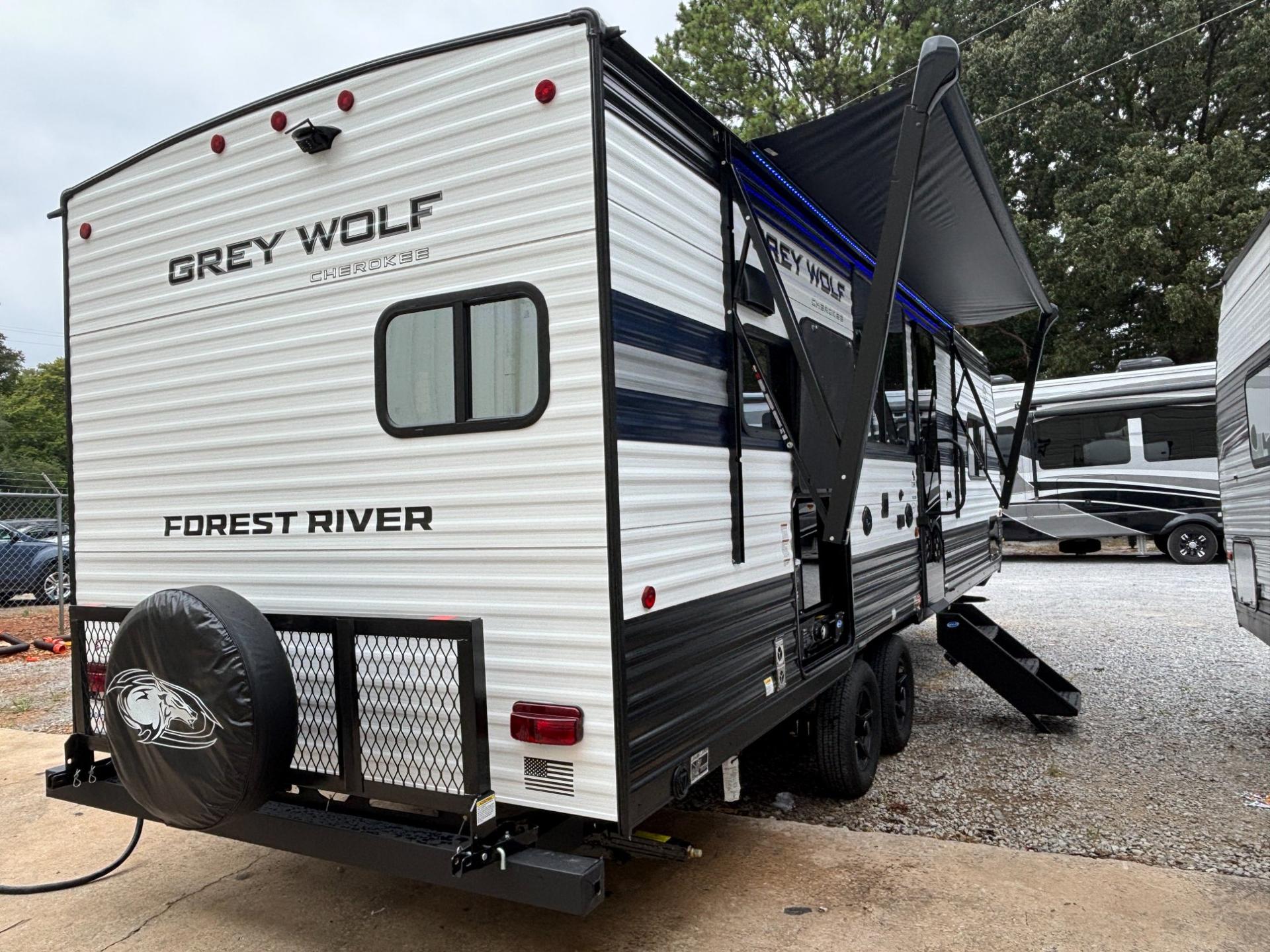 2027 Forest River 2027 Forest River Cherokee Grey Wolf - thumbnail 6