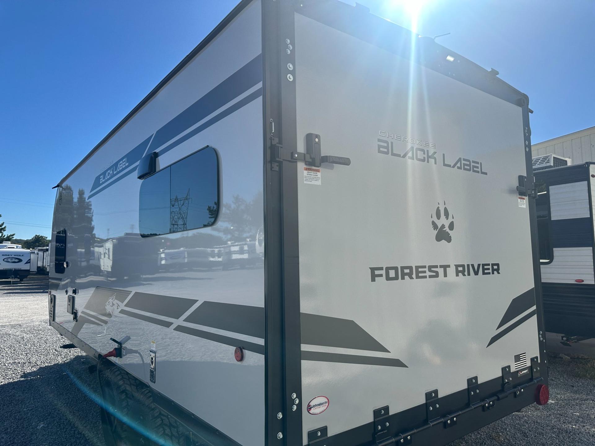 2027 Forest River 2027 Forest River Cherokee Grey Wolf Black Label - thumbnail 8