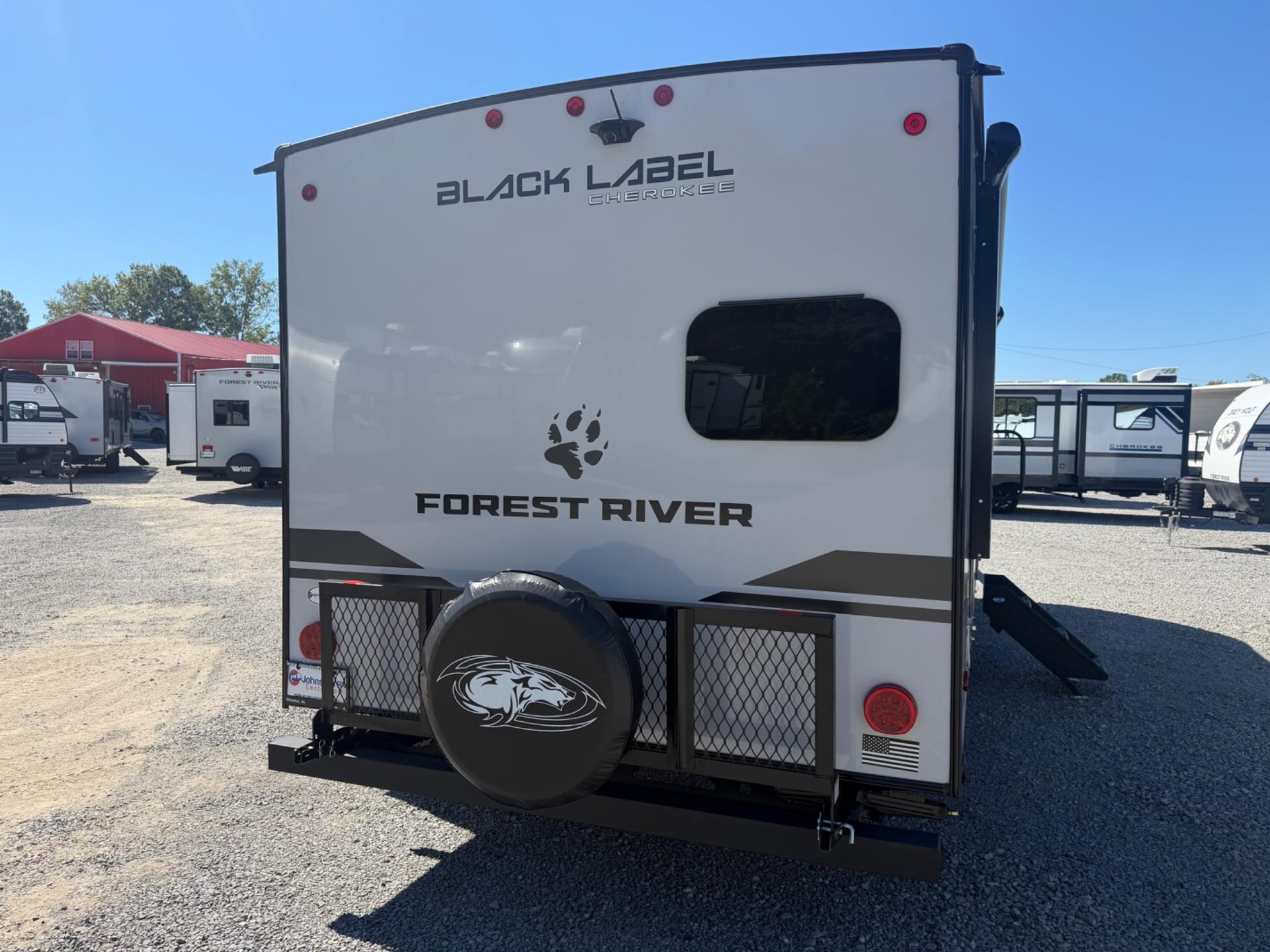 2027 Forest River 2027 Forest River Cherokee Grey Wolf Black Label - thumbnail 7