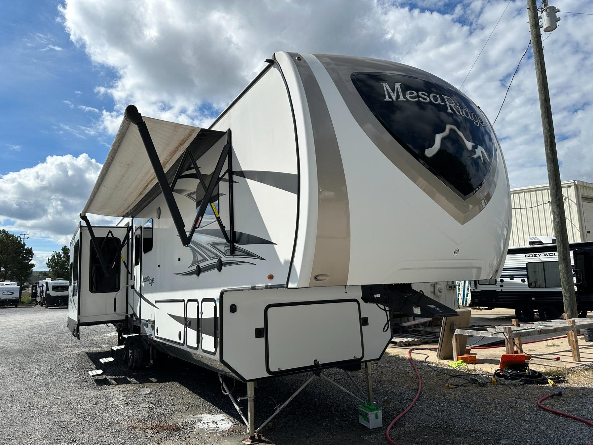 2019 Highland Ridge Mesa Ridge 371MBH