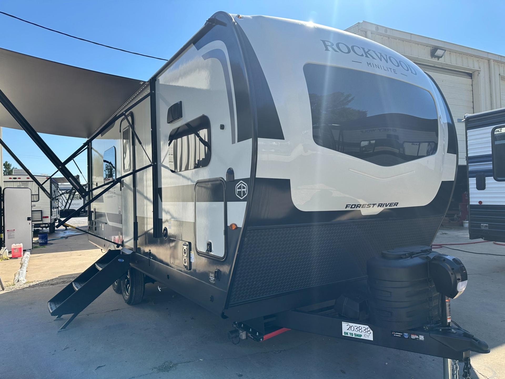 2027 Forest River Rockwood Mini Lite 2523MBR