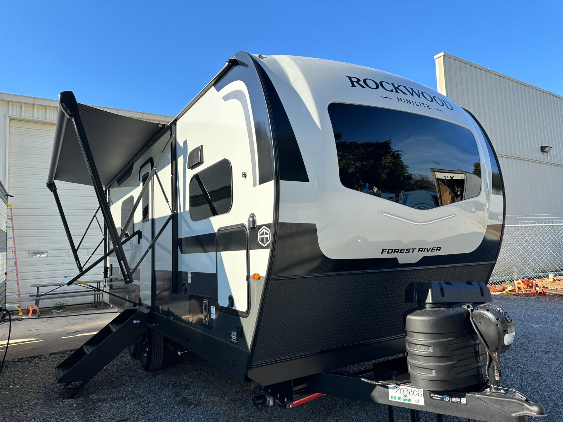 2027 Forest River Rockwood Mini Lite 2523MBR