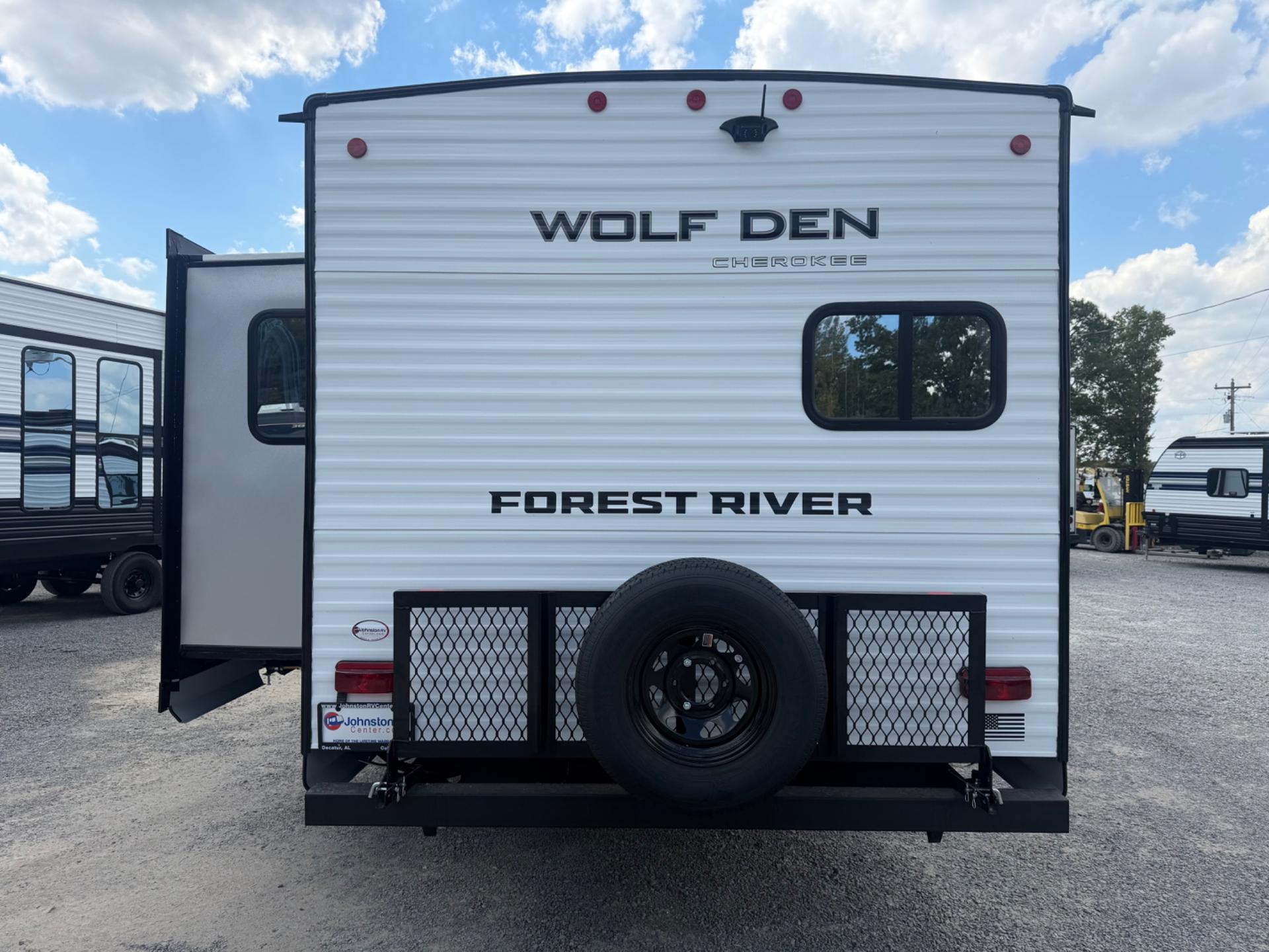 2027 Forest River 2027 Forest River Cherokee Wolf Den - thumbnail 7