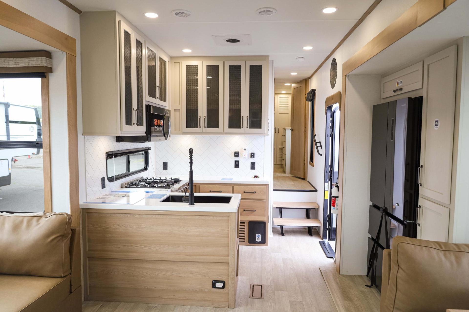 2027 Sandpiper 2027 Sandpiper 3905DB - thumbnail 14