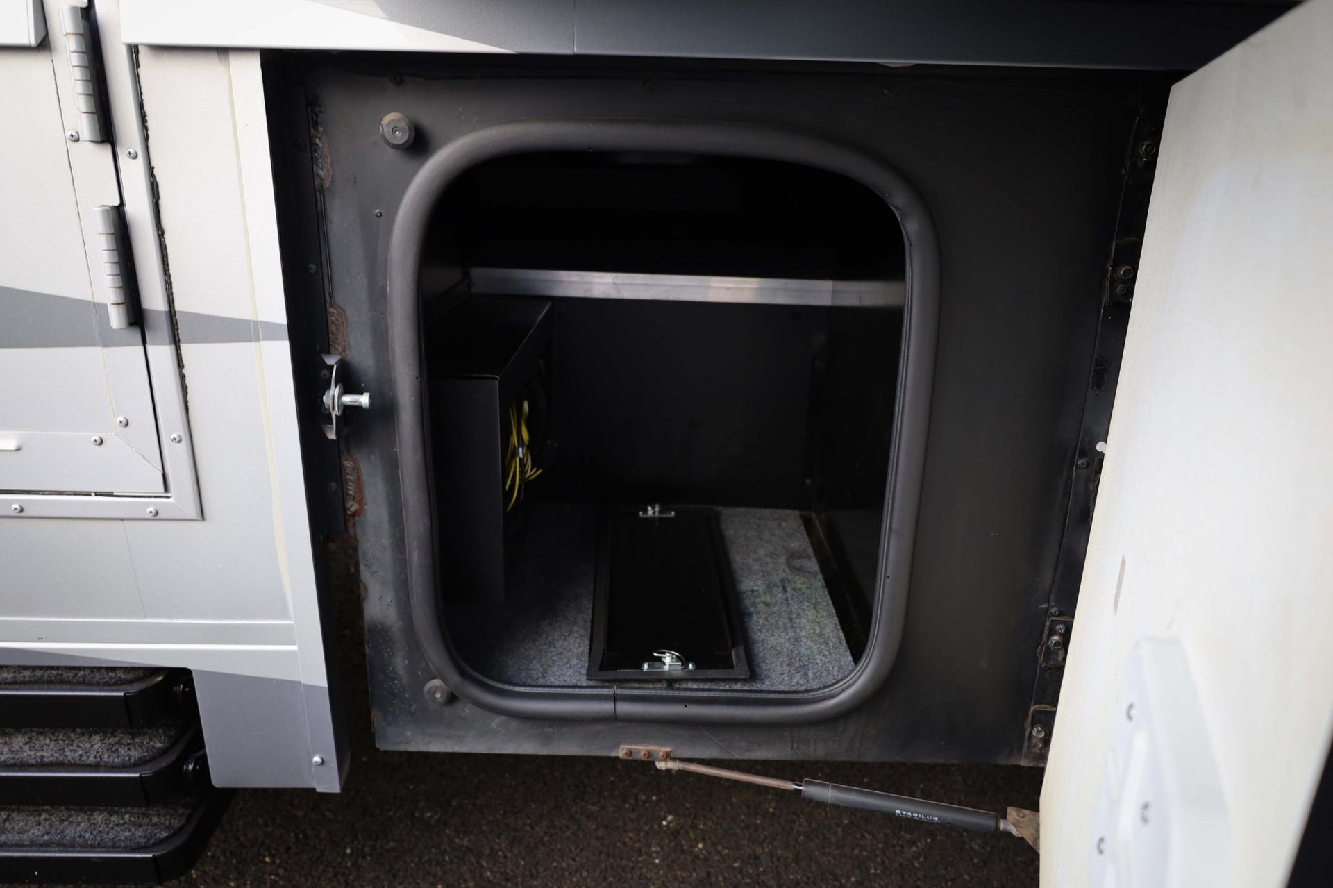 2015 Itasca Suncruiser 2015 Itasca Suncruiser 32V - thumbnail 44