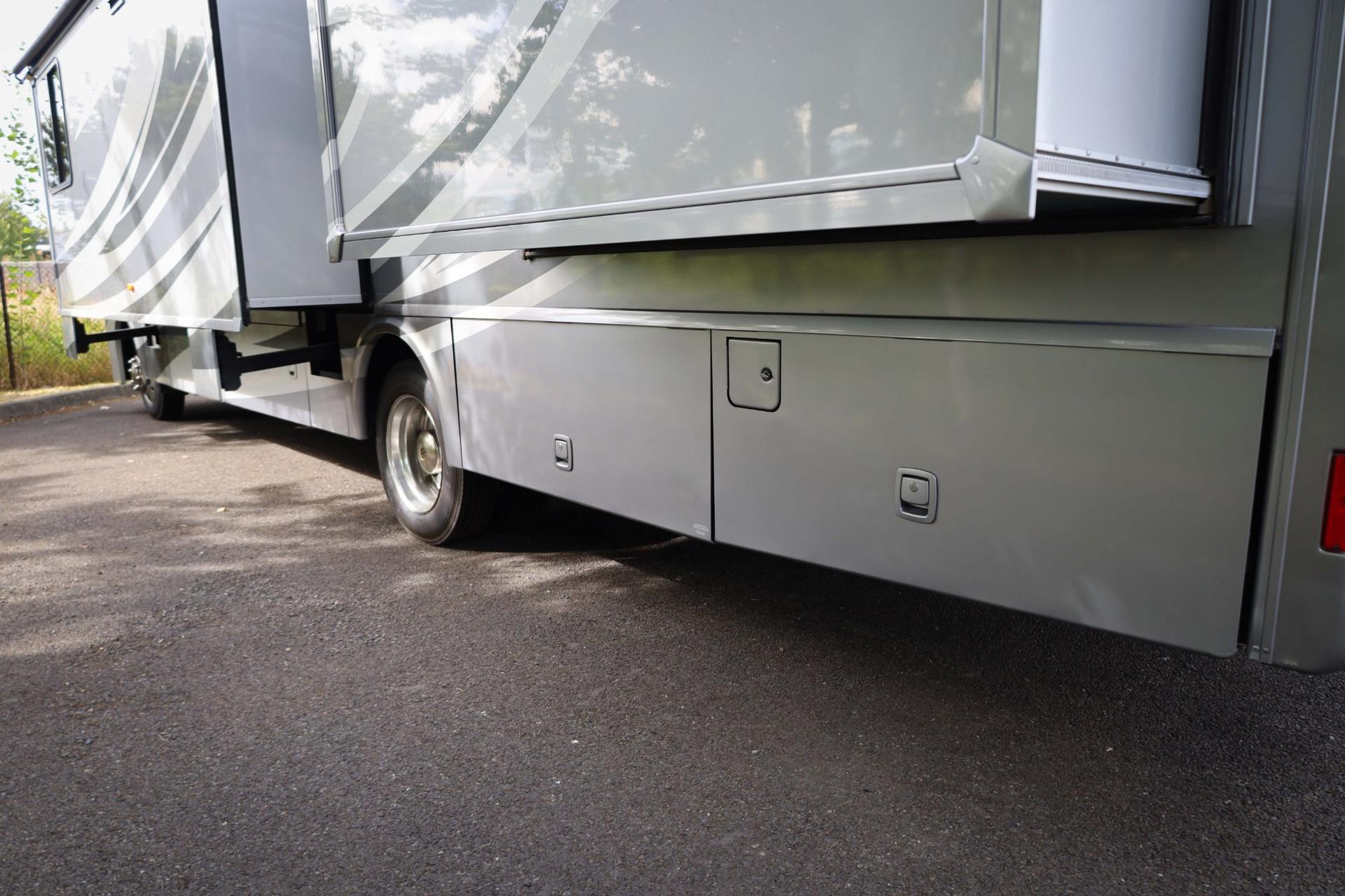 2015 Itasca Suncruiser 2015 Itasca Suncruiser 32V - thumbnail 41