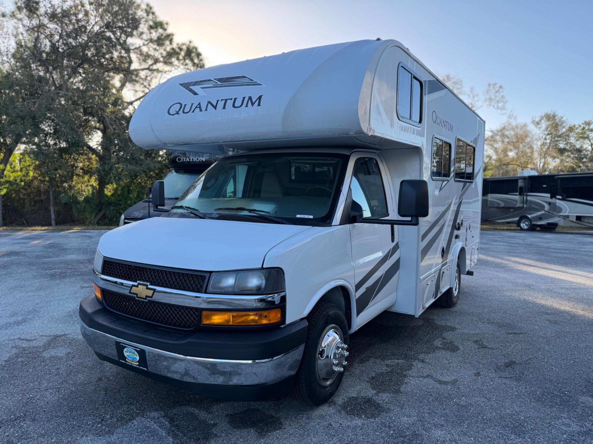 2026 Thor Motor Coach 2026 Thor Motor Coach Quantum - thumbnail 3