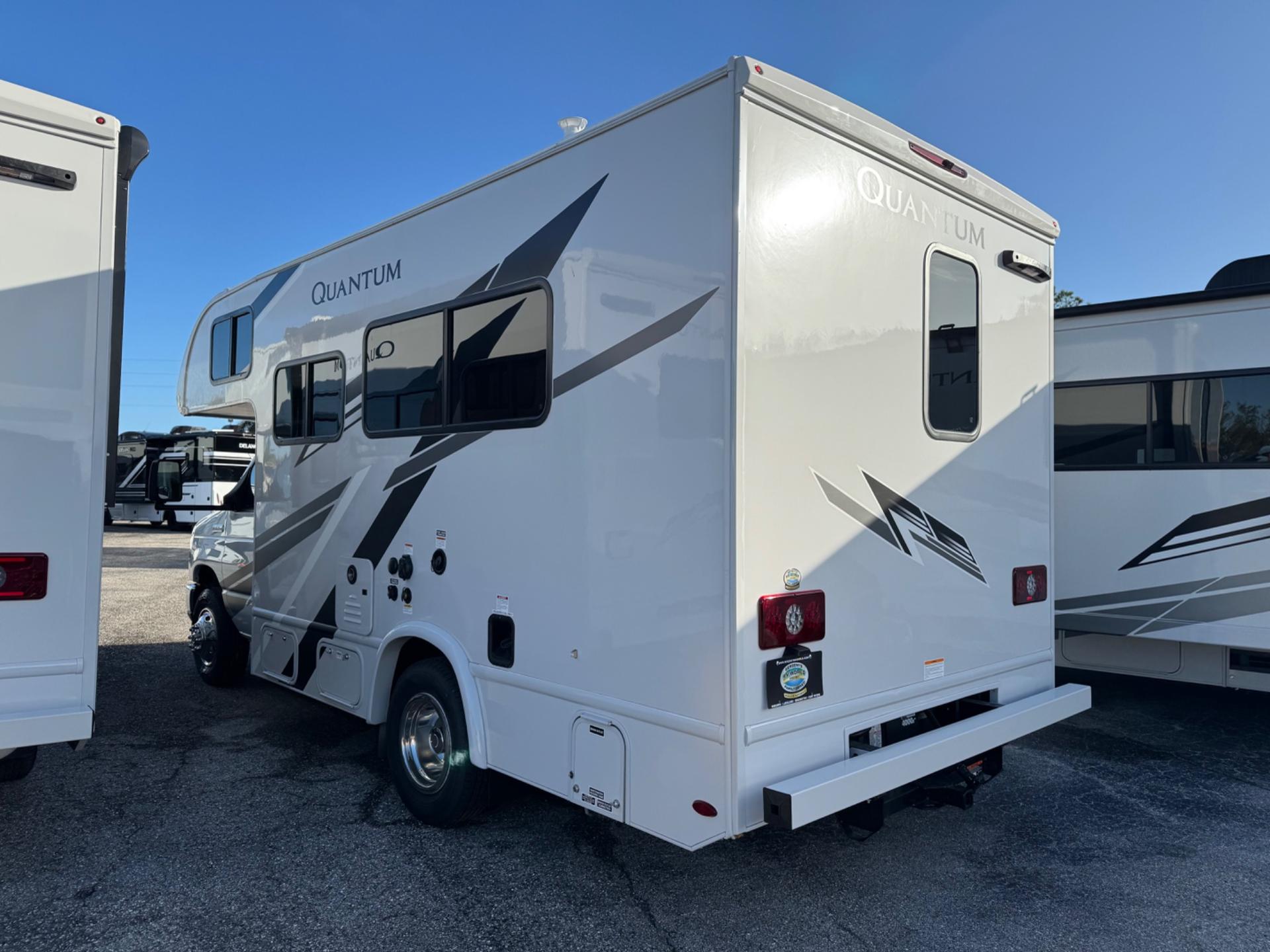 2026 Thor Motor Coach 2026 Thor Motor Coach Quantum - thumbnail 3