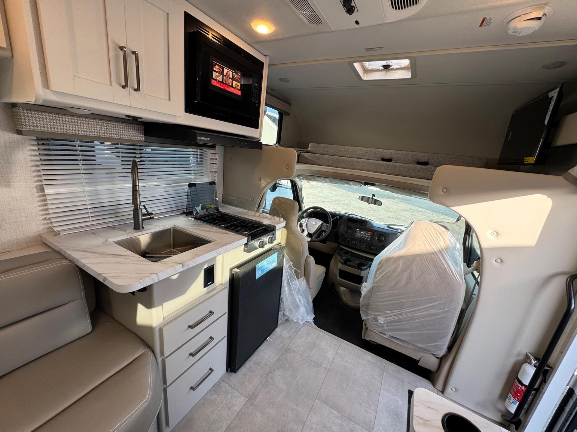 2026 Thor Motor Coach 2026 Thor Motor Coach Quantum - thumbnail 9