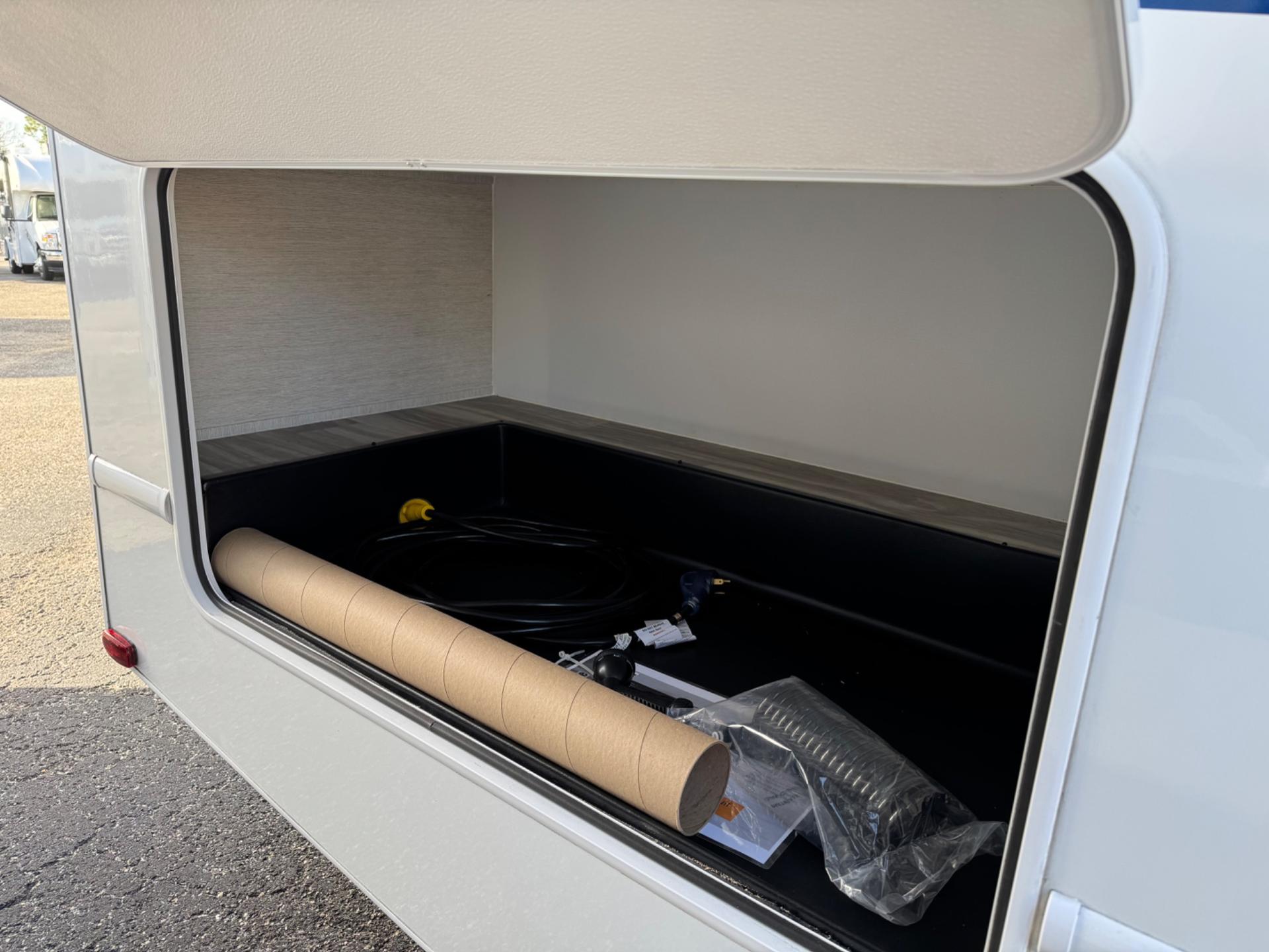 2026 Gulf Stream 2026 Gulf Stream Conquest Class C - thumbnail 6