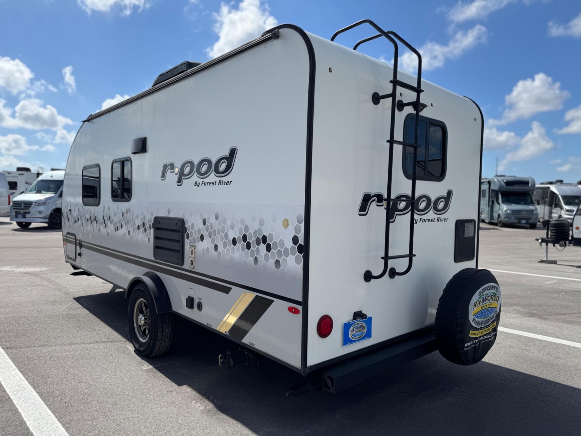 2022 Forest River 2022 Forest River R-Pod - thumbnail 4