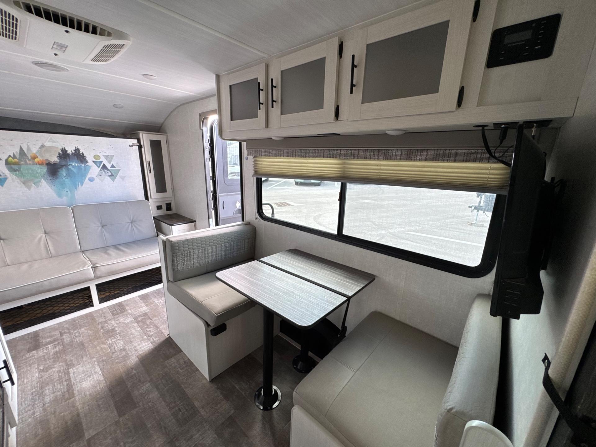 2022 Forest River 2022 Forest River R-Pod - thumbnail 16