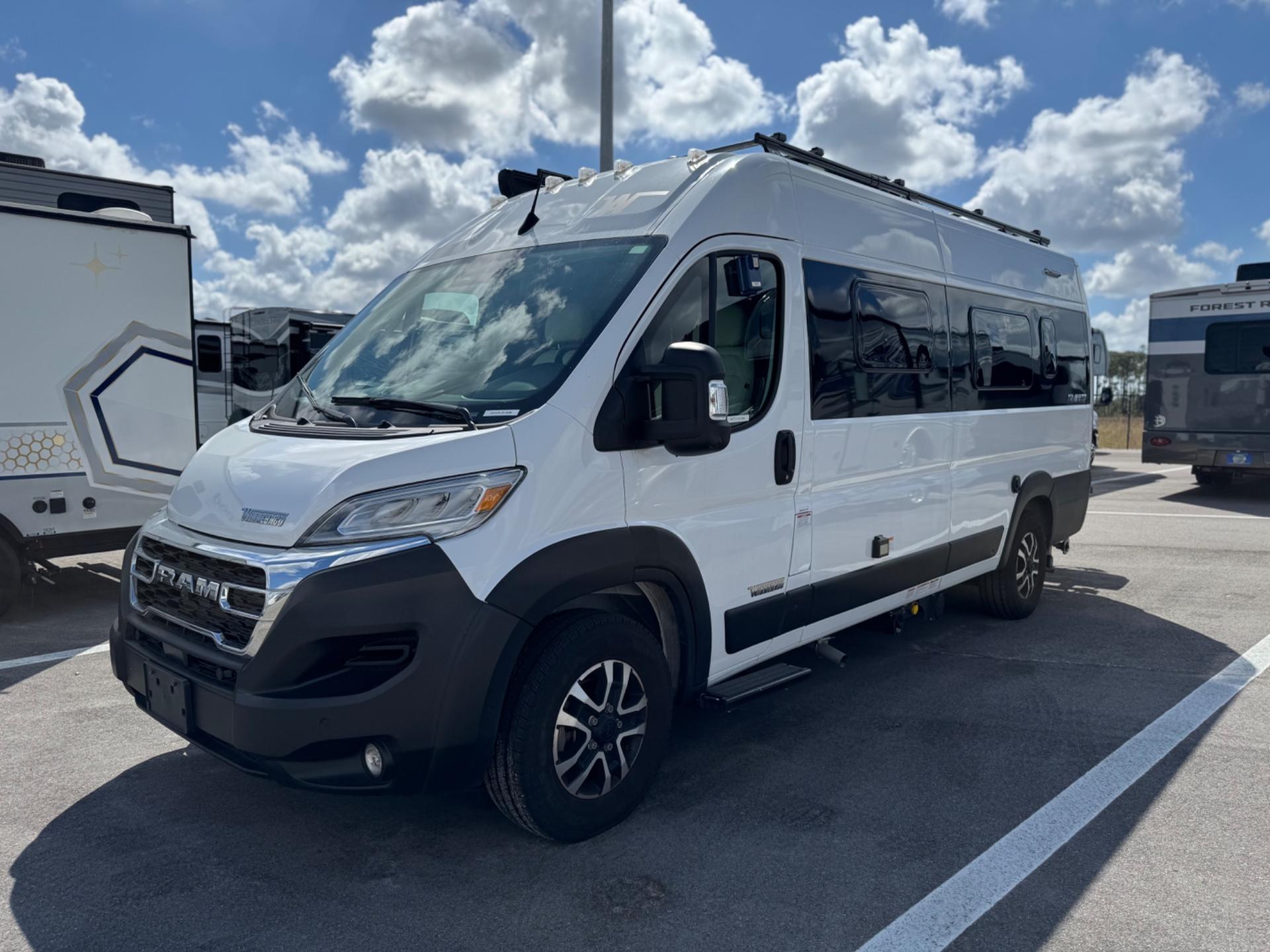 2025 Winnebago 2025 Winnebago Travato - thumbnail 3