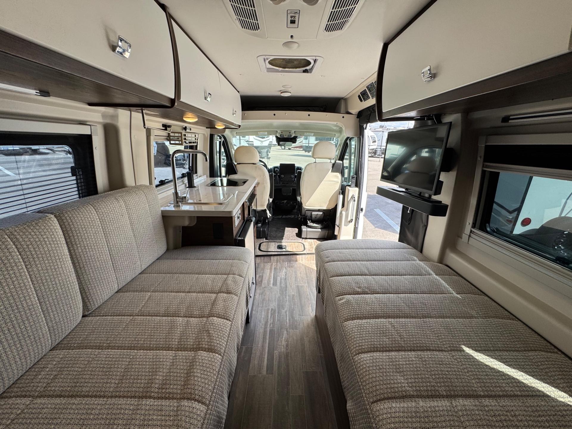 2025 Winnebago 2025 Winnebago Travato - thumbnail 8