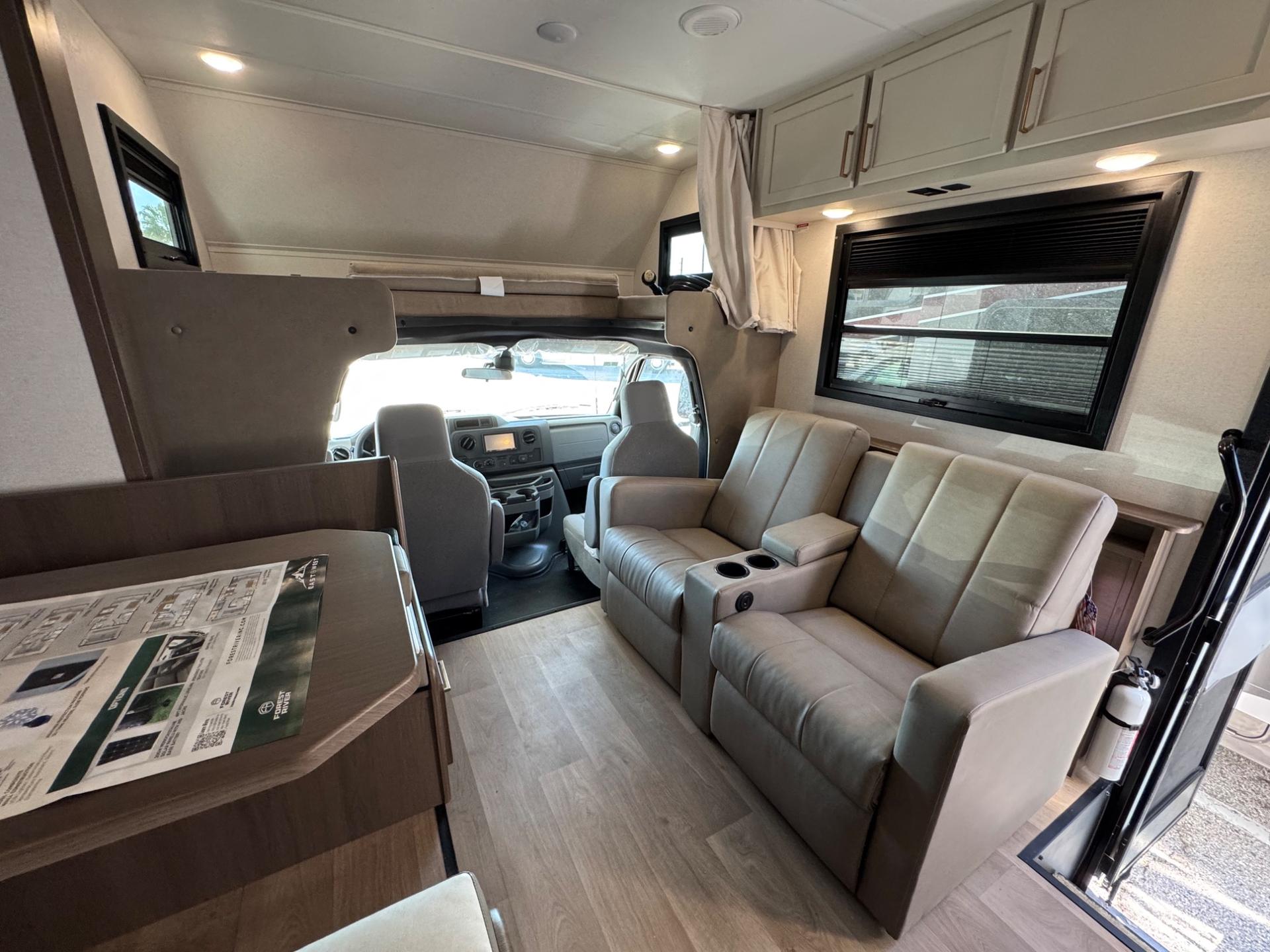 2026 East to West 2026 East to West College Avenue - thumbnail 15