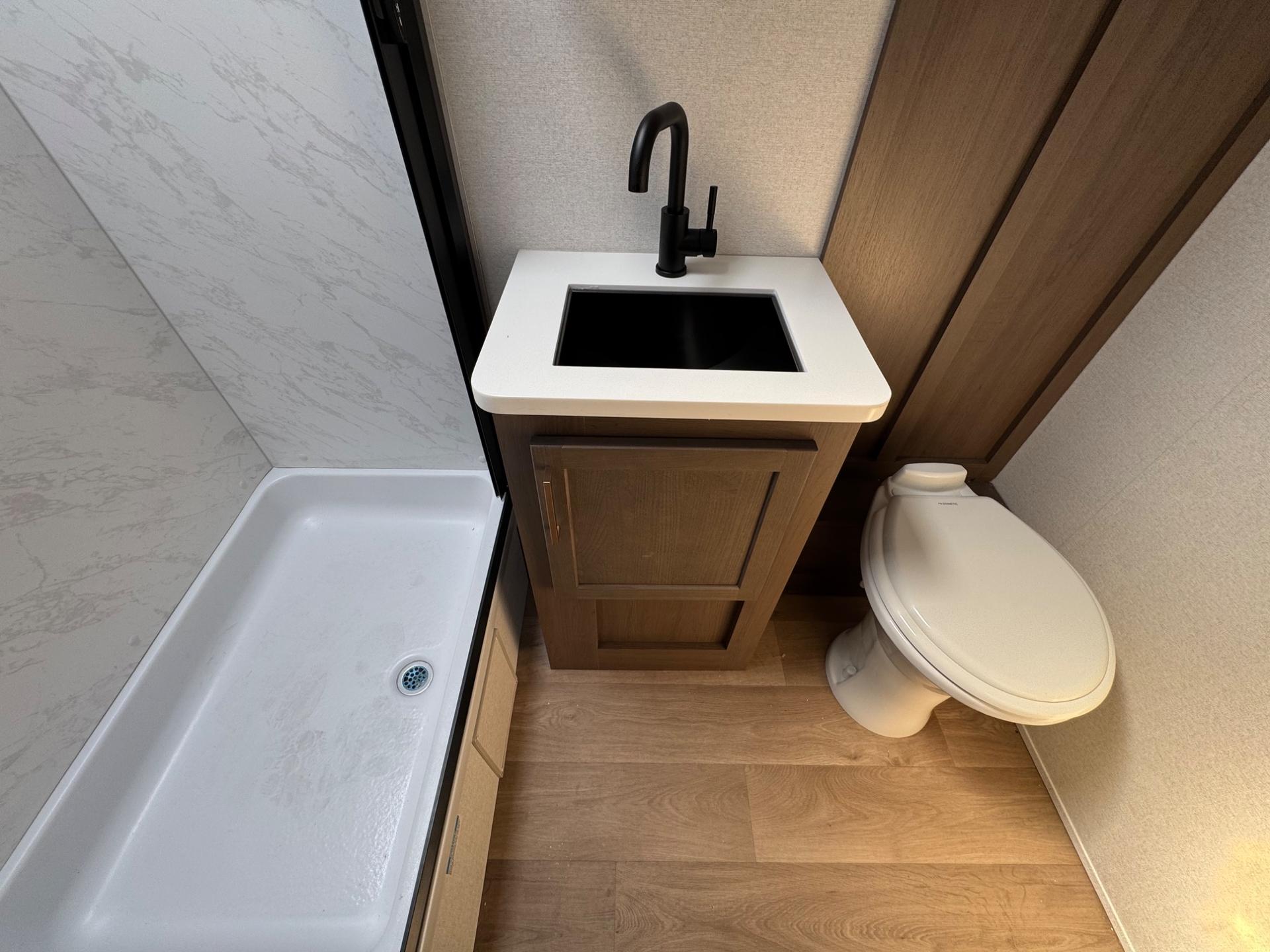 2026 East to West 2026 East to West College Avenue - thumbnail 23