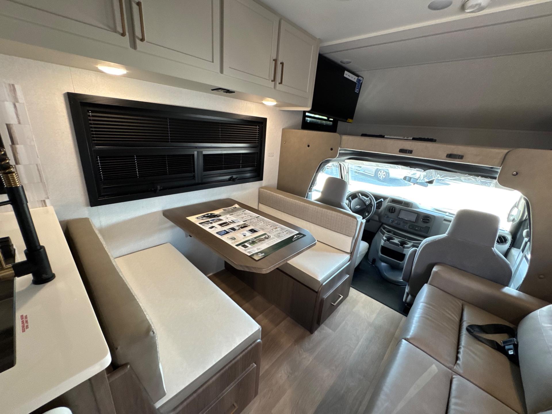 2026 East to West 2026 East to West College Avenue - thumbnail 15