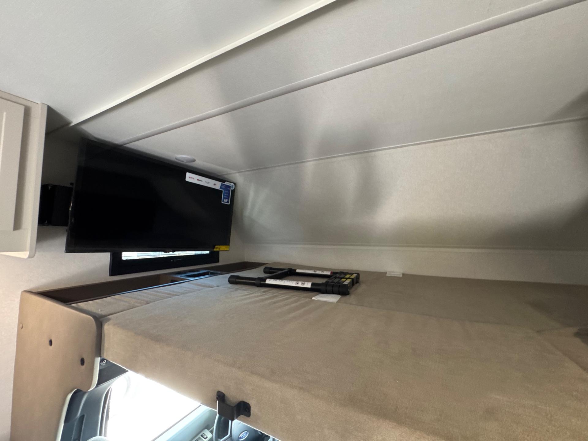 2026 East to West 2026 East to West College Avenue - thumbnail 17