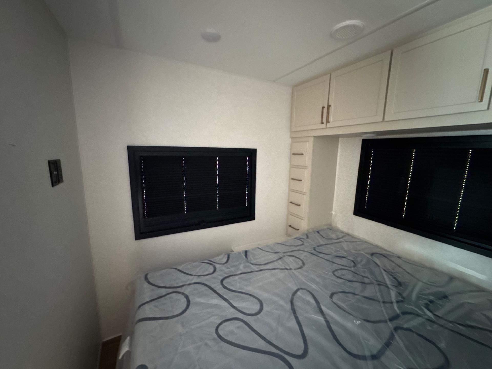 2026 East to West 2026 East to West College Avenue - thumbnail 21