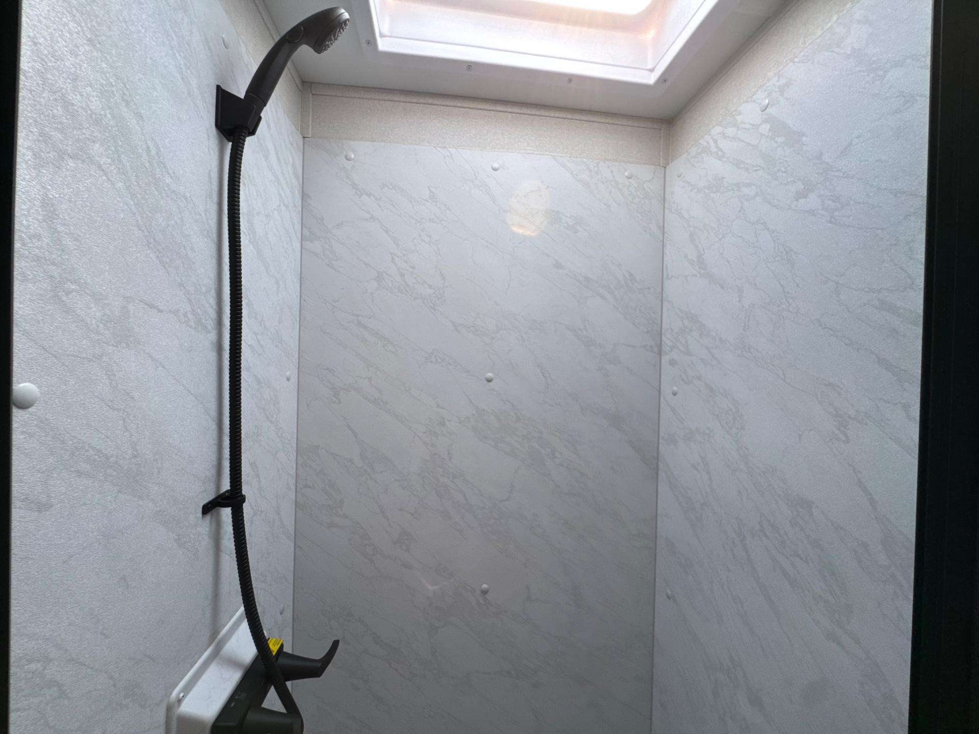 2026 East to West 2026 East to West College Avenue - thumbnail 23