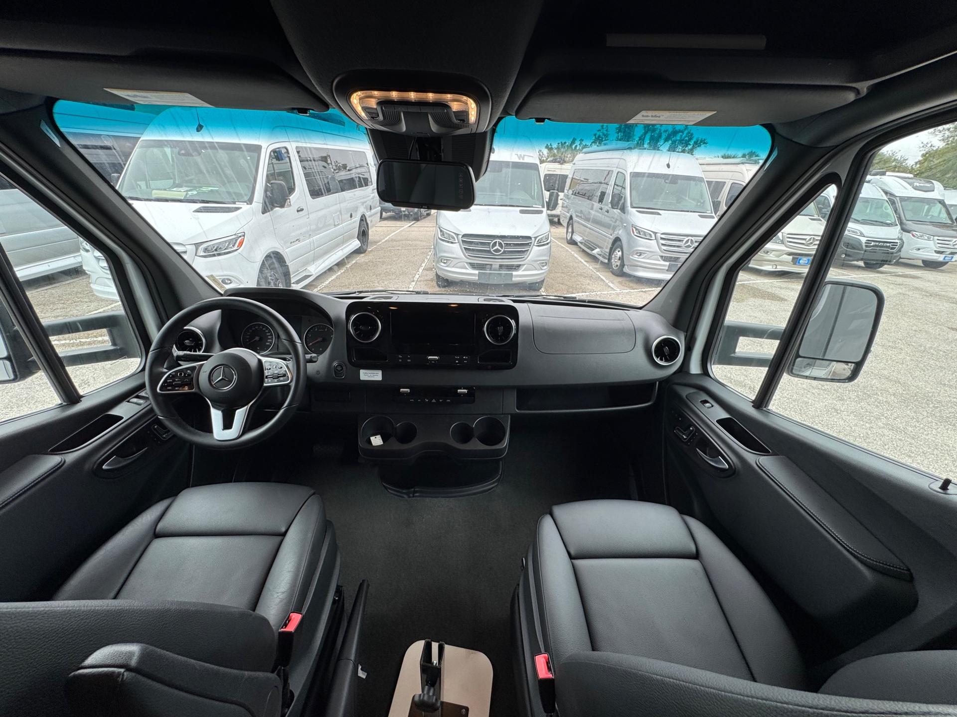 2024 Renegade RV 2024 Renegade RV Vienna - thumbnail 25