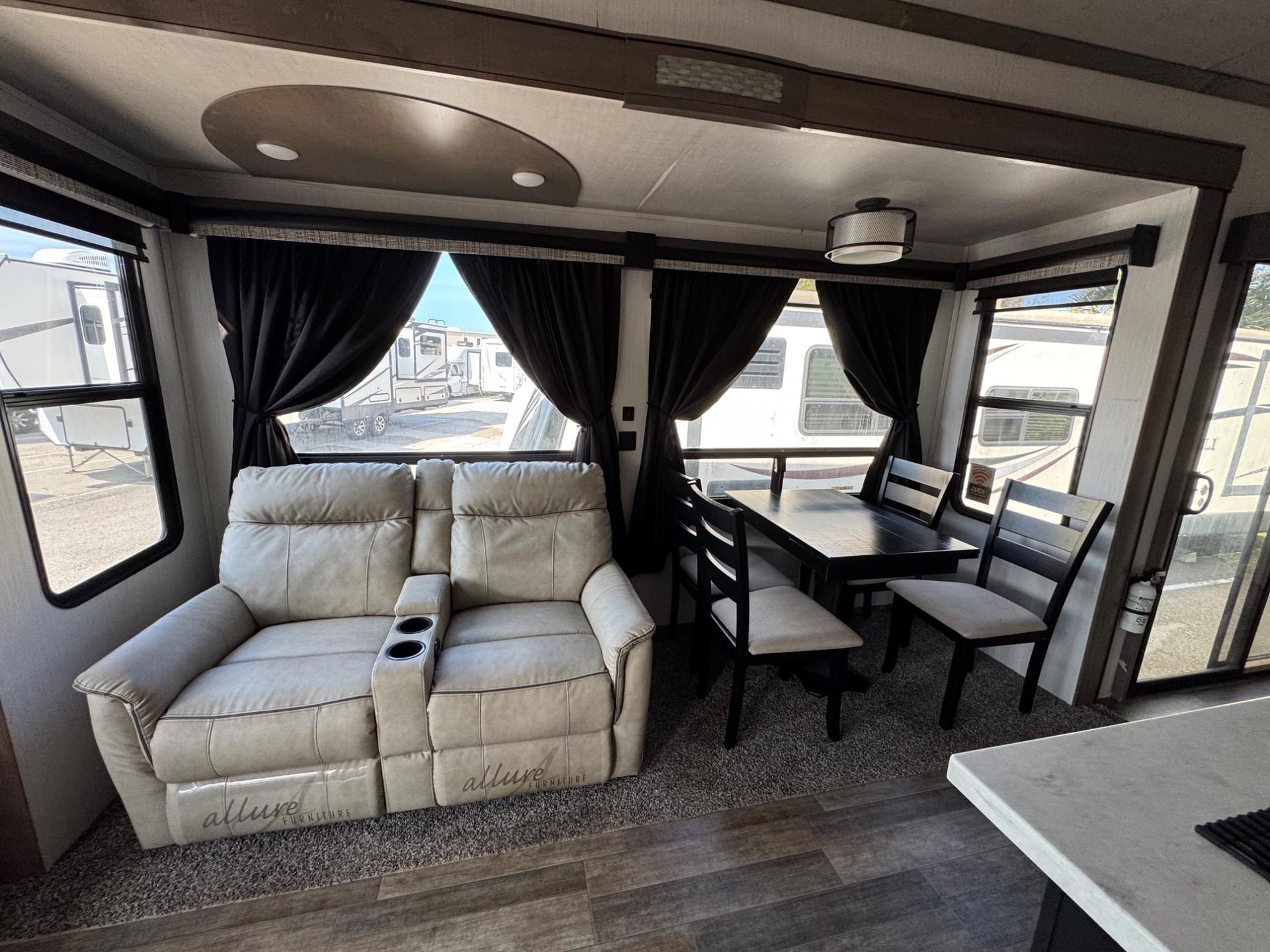 2021 Cedar Creek 2021 Cedar Creek FOREST RIVER - thumbnail 17