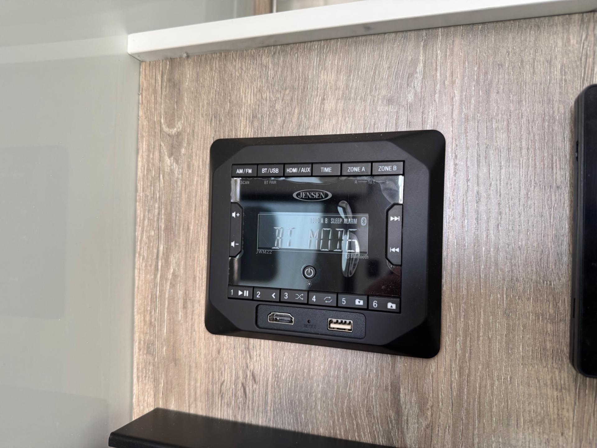 2026 inTech RV 2026 inTech RV Sol - thumbnail 18