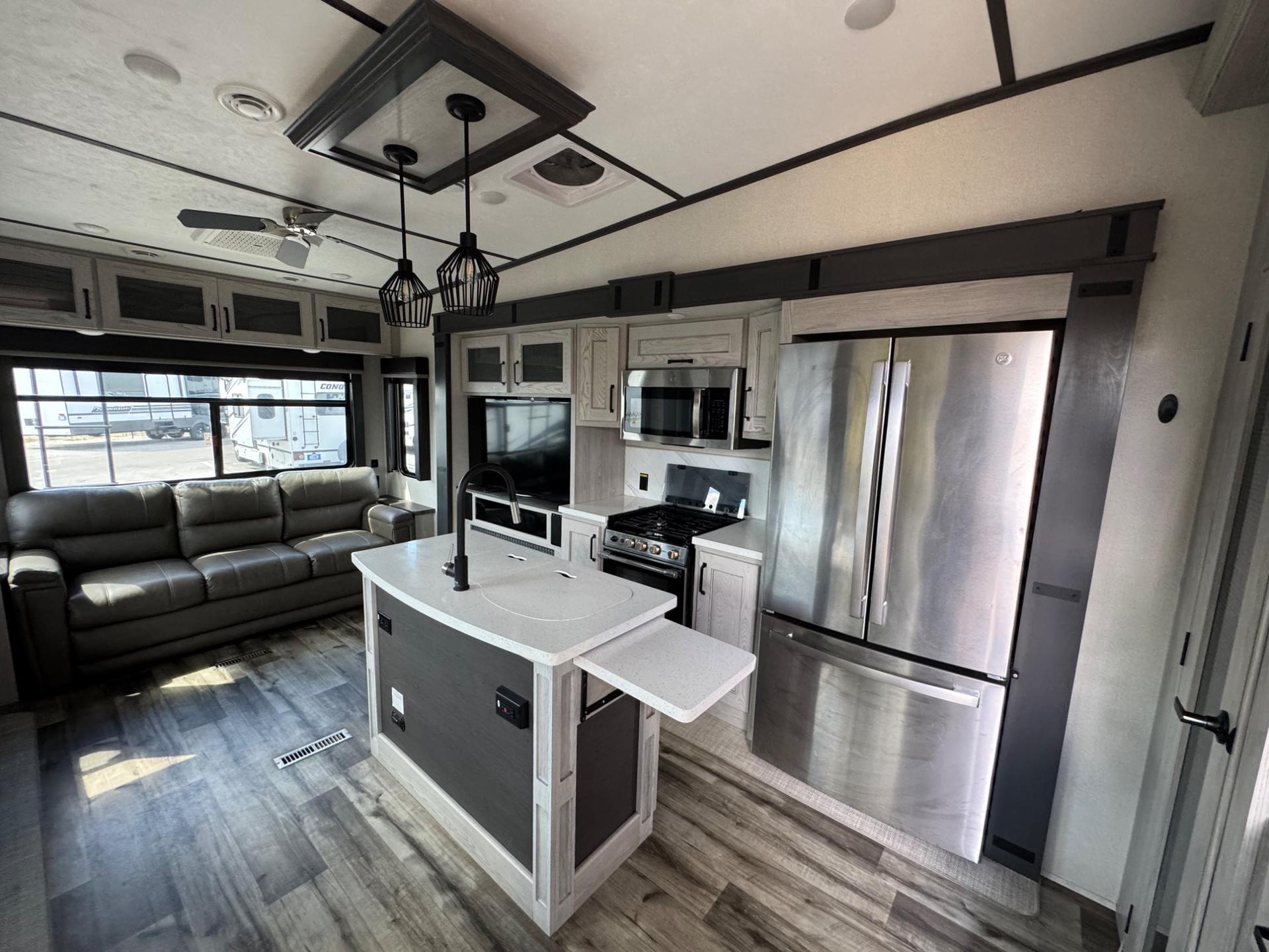 2022 Keystone 2022 Keystone Montana High Country - thumbnail 9