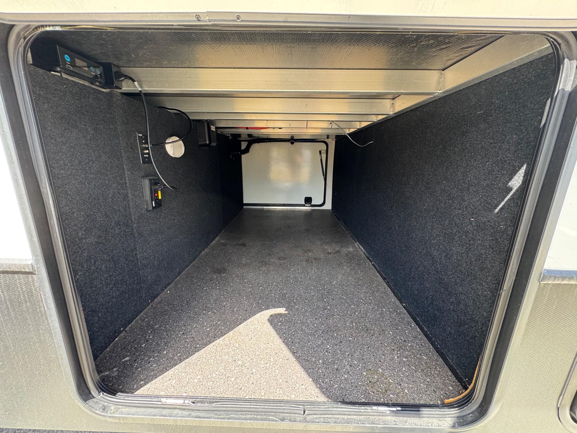 2022 Keystone 2022 Keystone Montana High Country - thumbnail 29