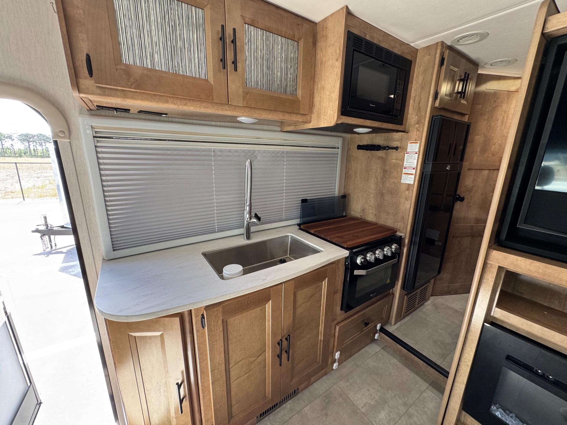 2021 Coachmen 2021 Coachmen Prism - thumbnail 9