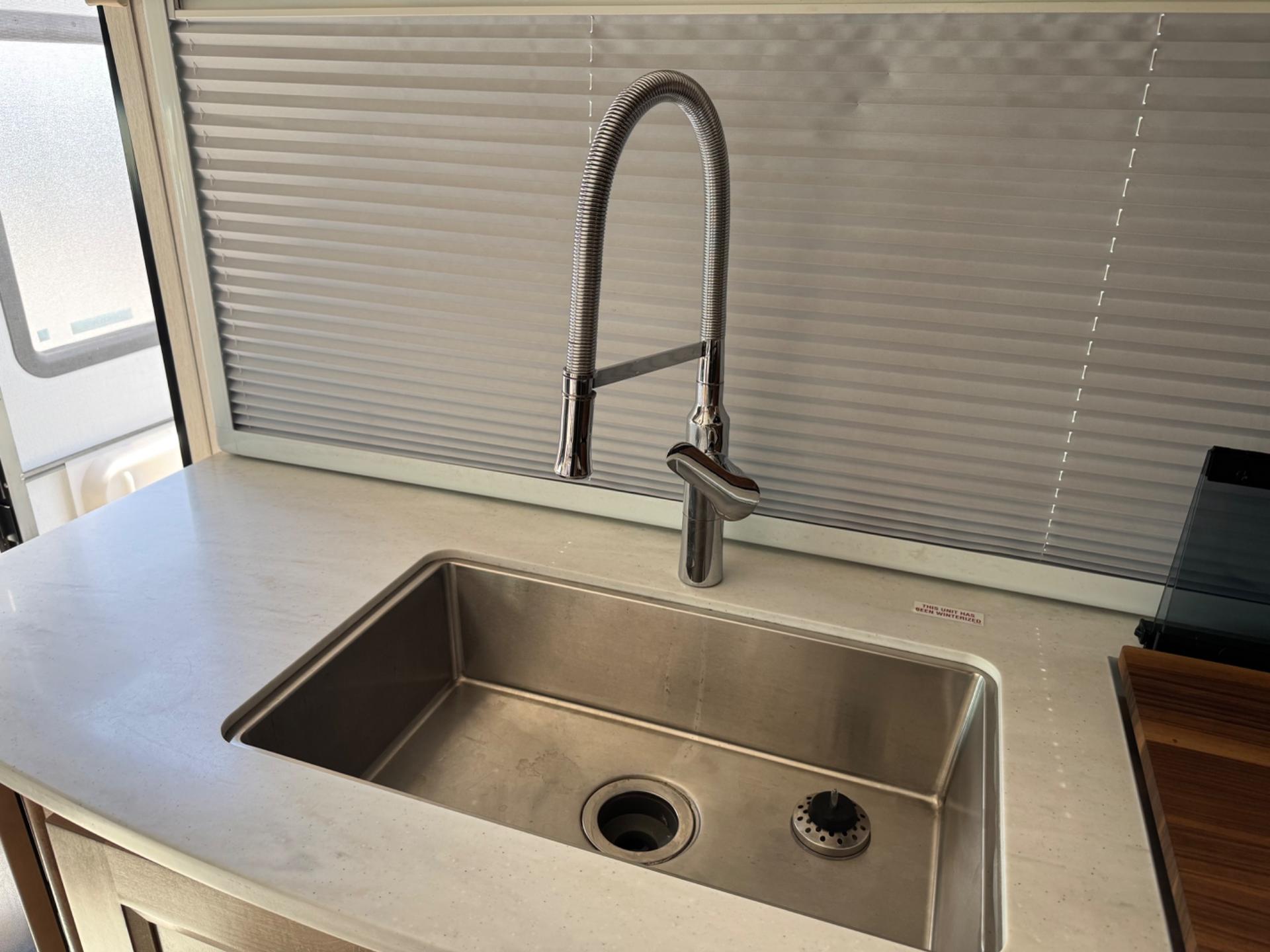 2021 Coachmen 2021 Coachmen Prism - thumbnail 11