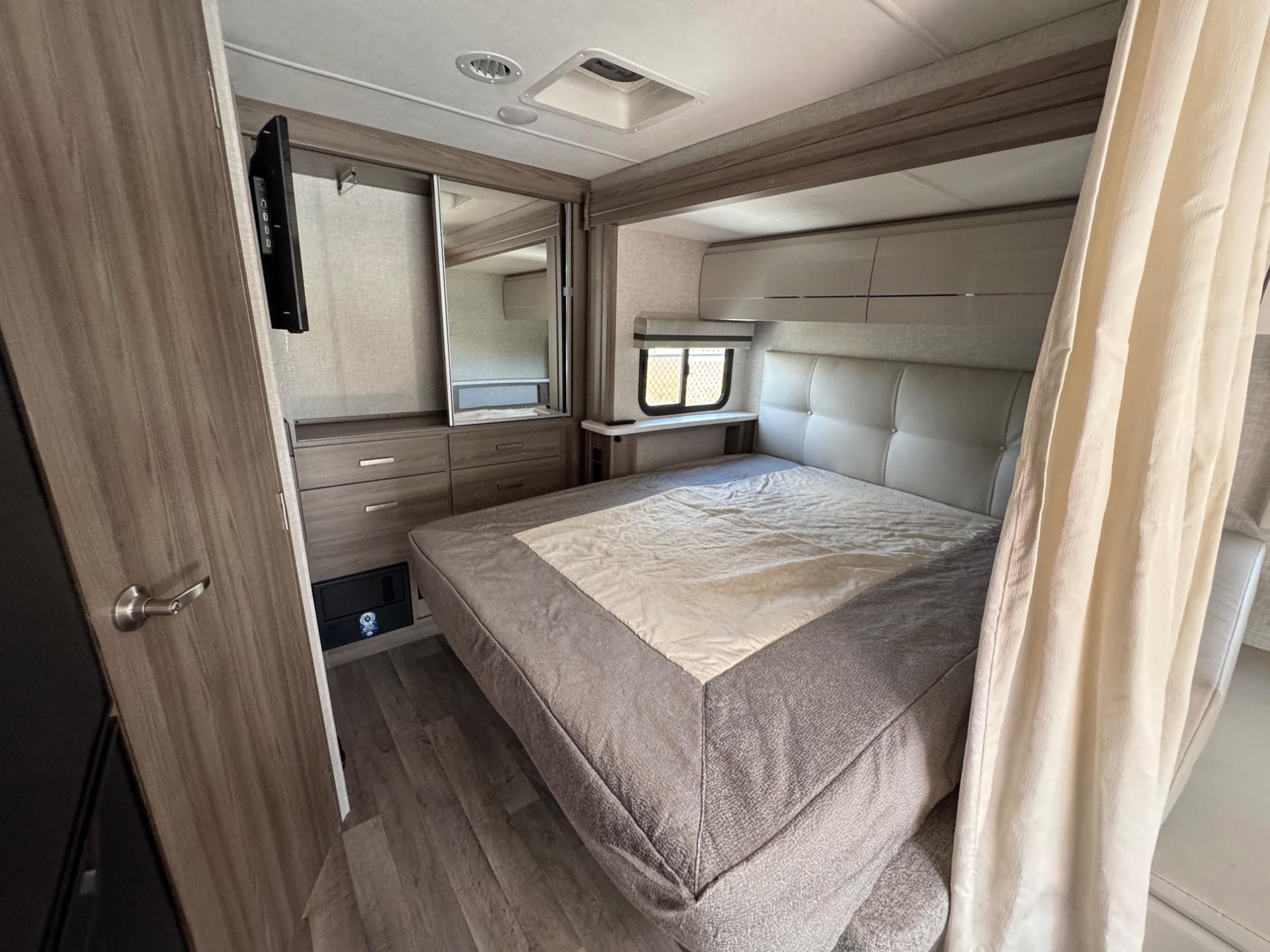 2025 Thor Motor Coach 2025 Thor Motor Coach Gemini - thumbnail 16