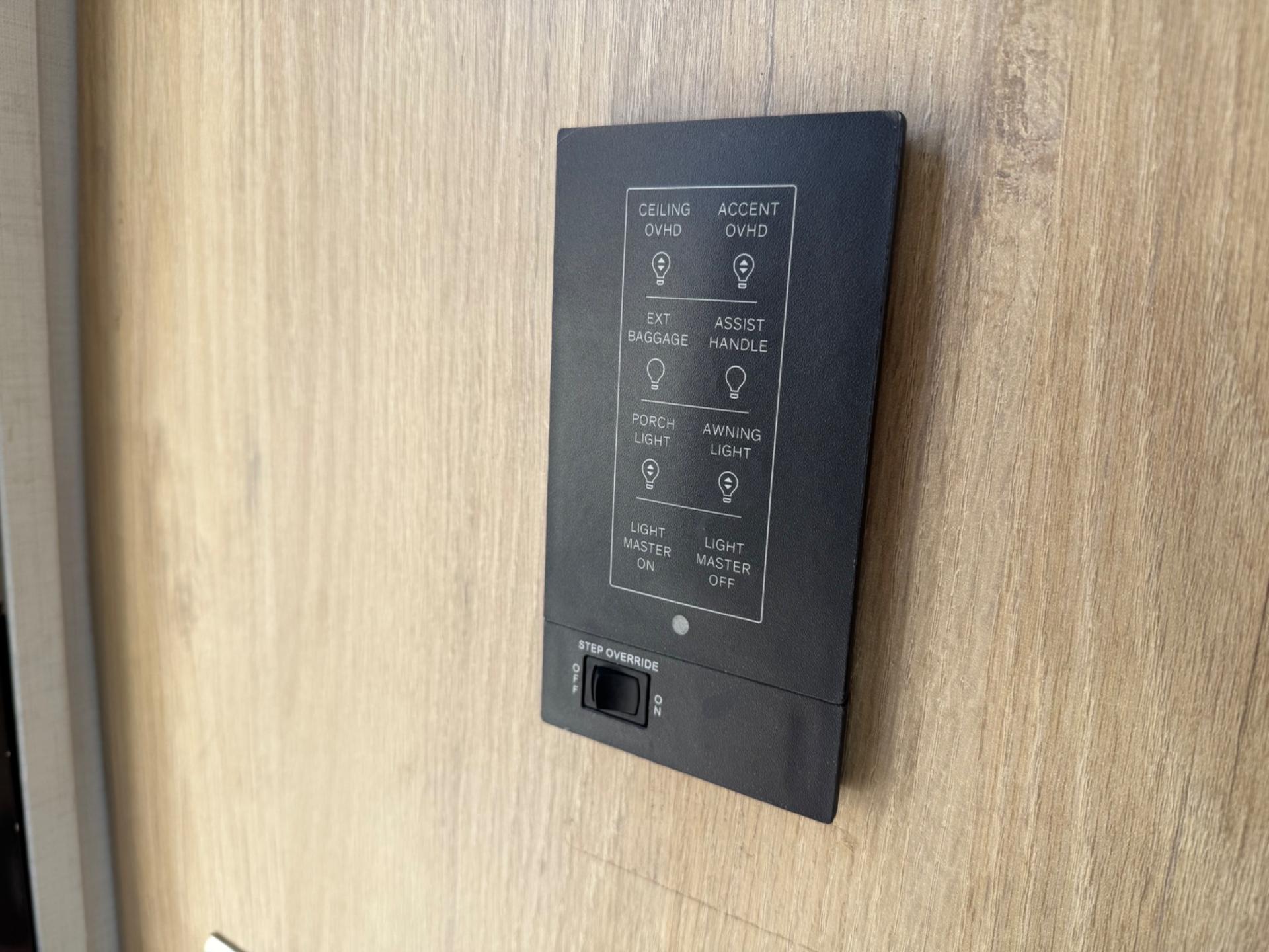 2019 Leisure Travel Vans 2019 Leisure Travel Vans Wonder - thumbnail 43