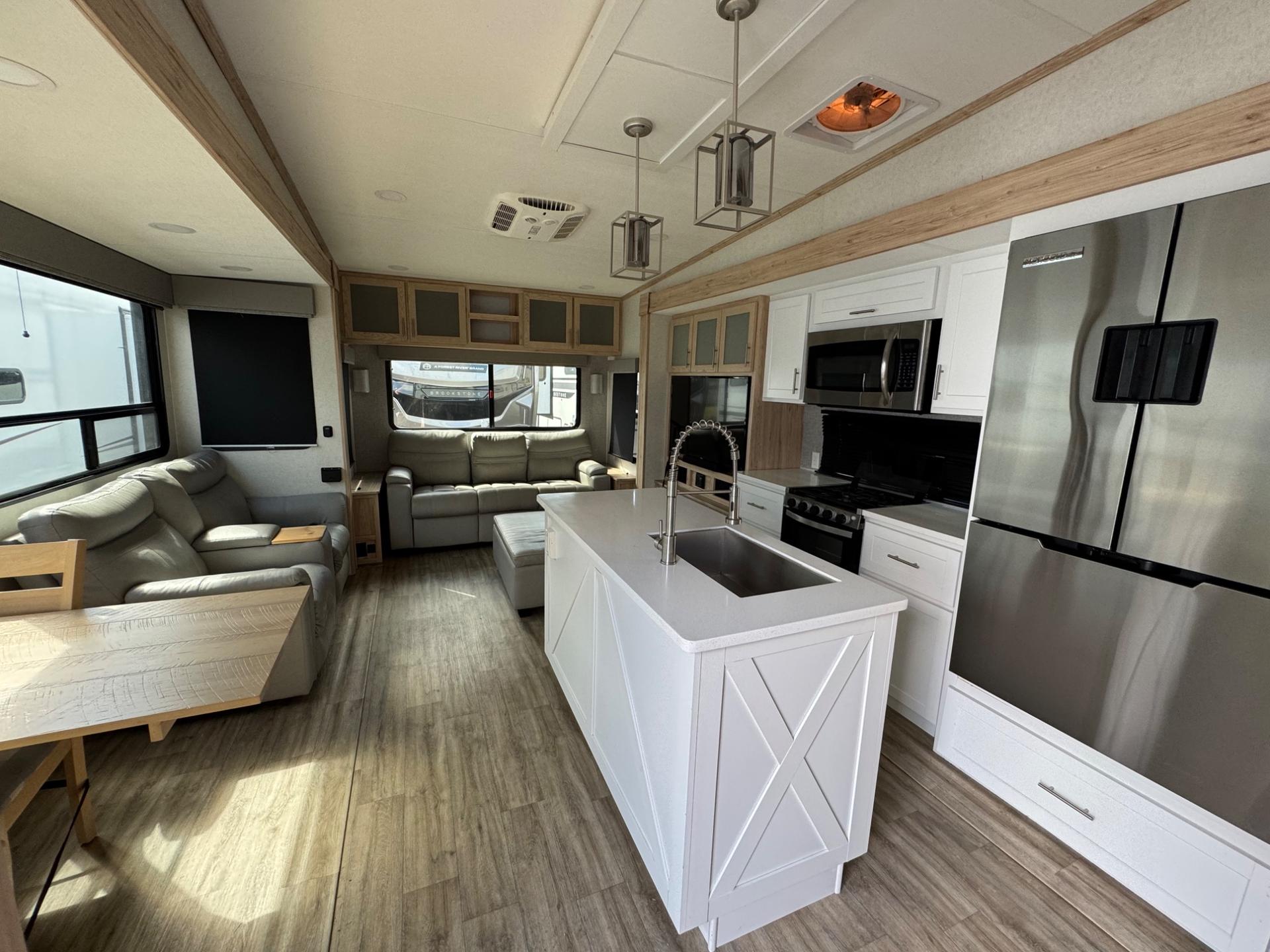 2022 Alliance RV 2022 Alliance RV Avenue - thumbnail 6