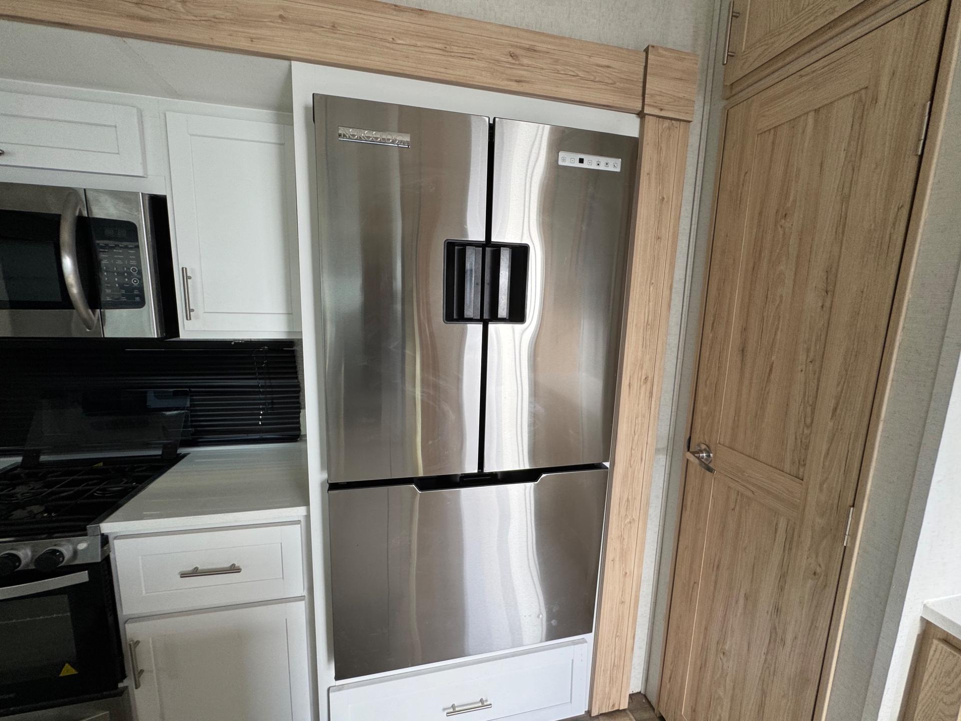 2022 Alliance RV 2022 Alliance RV Avenue - thumbnail 13