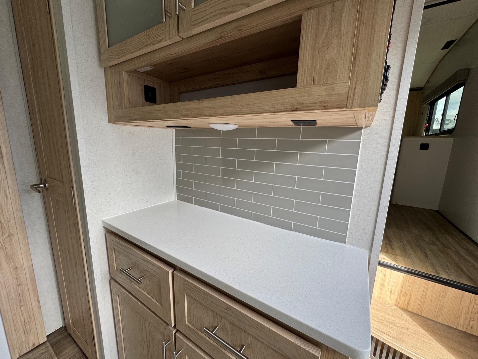 2022 Alliance RV 2022 Alliance RV Avenue - thumbnail 14