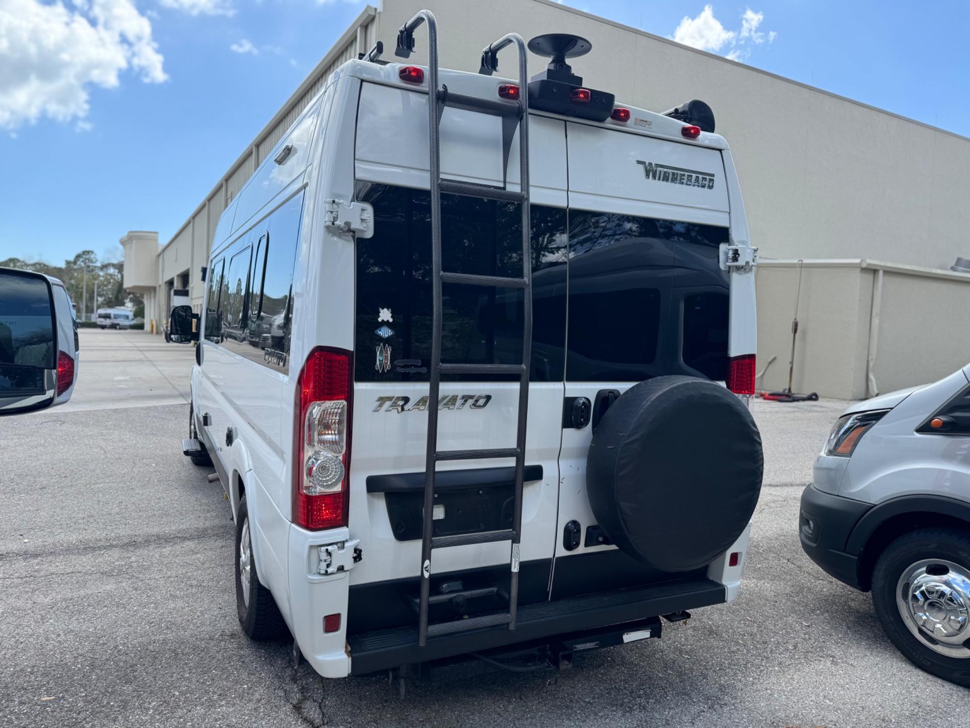 2022 Winnebago 2022 Winnebago Travato - thumbnail 4