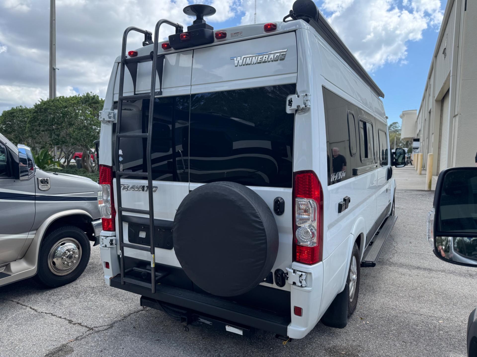 2022 Winnebago 2022 Winnebago Travato - thumbnail 5
