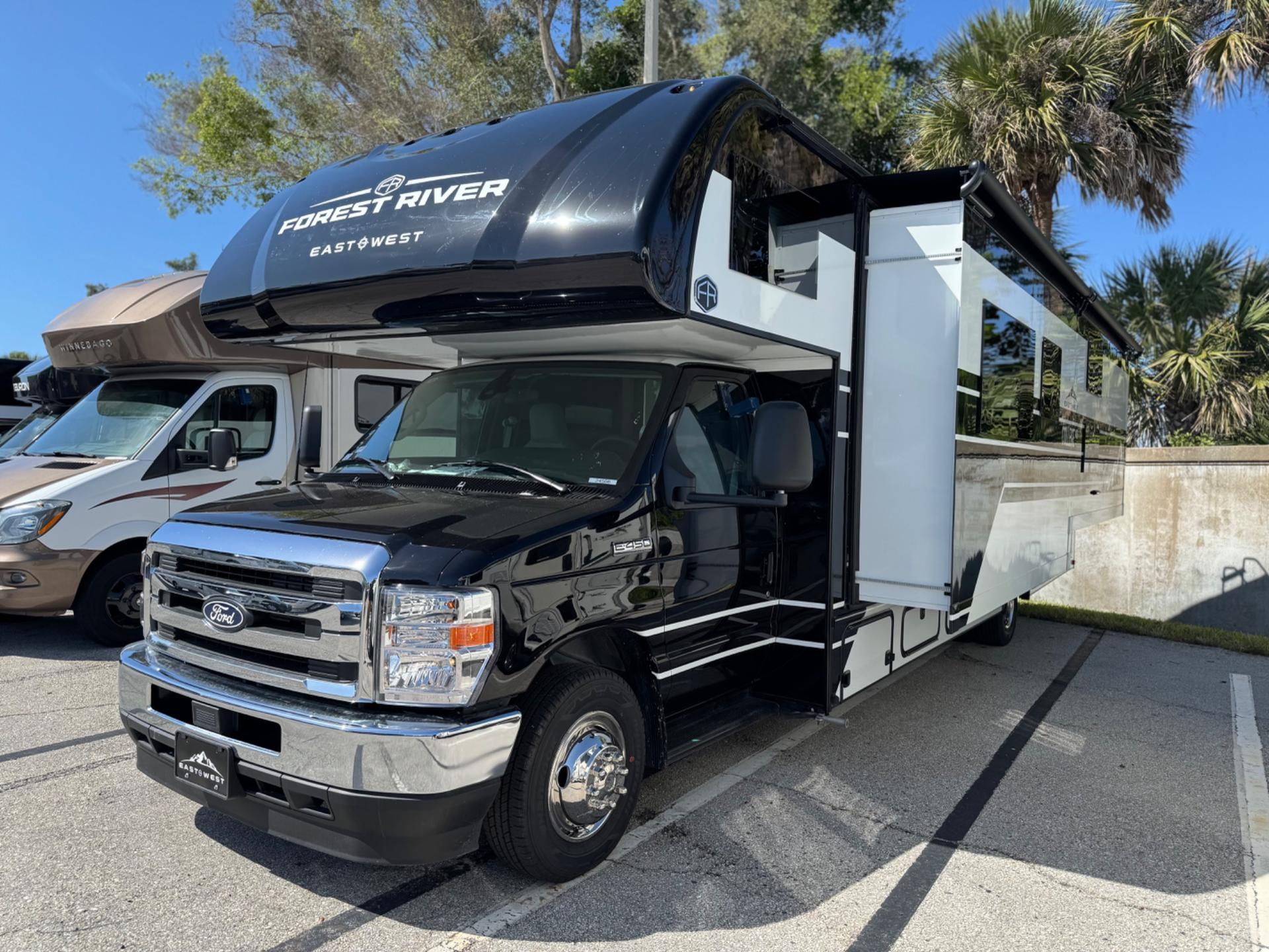 2026 East to West 2026 East to West College Avenue - thumbnail 3