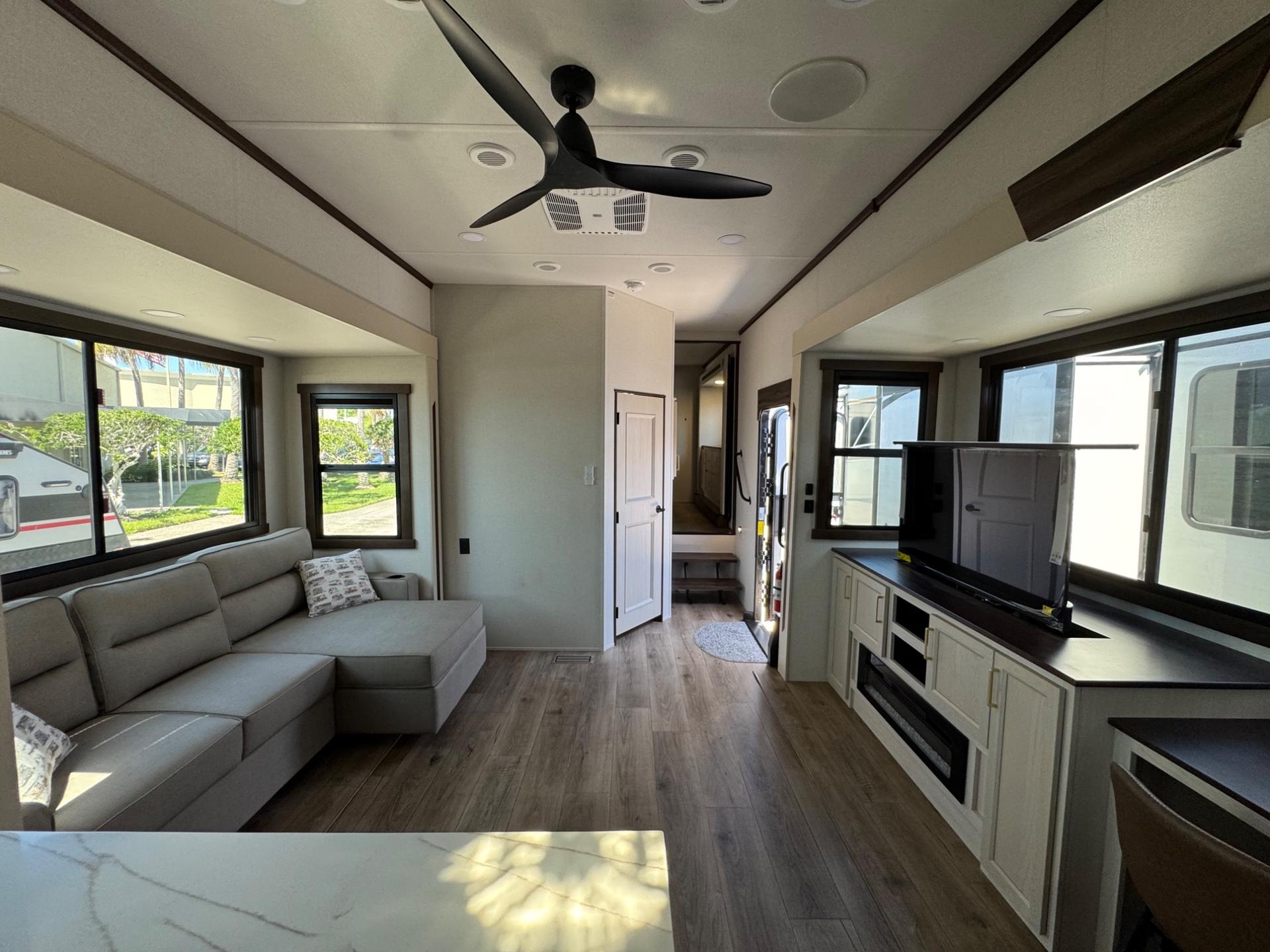 2026 Forest River 2026 Forest River Cedar Creek - thumbnail 7