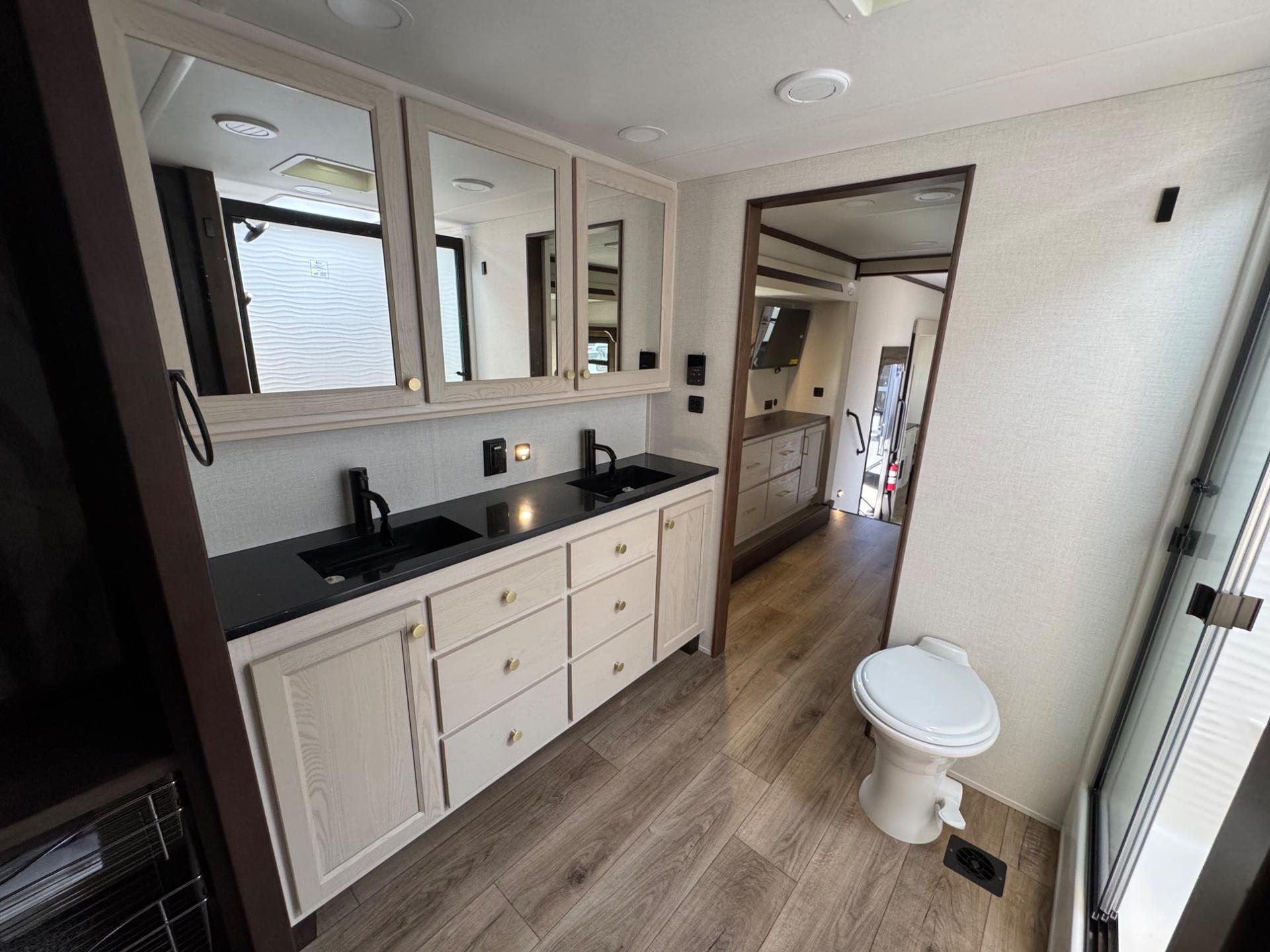 2026 Forest River 2026 Forest River Cedar Creek - thumbnail 26