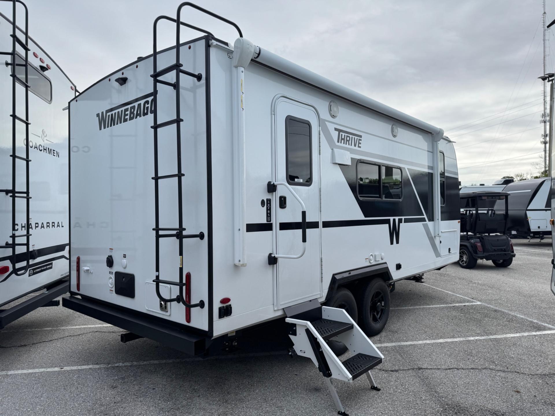 2026 Winnebago 2026 Winnebago Thrive - thumbnail 5