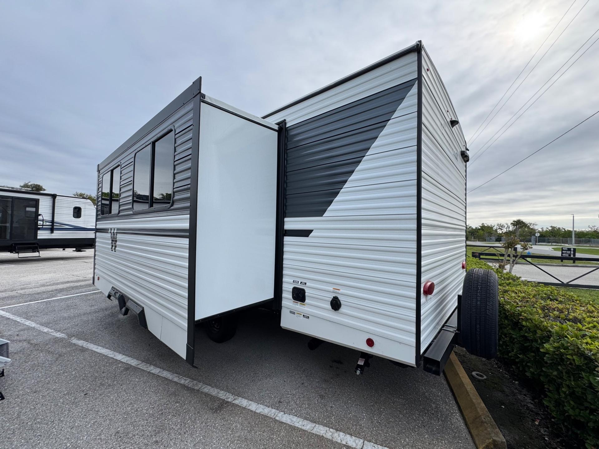 2026 Winnebago 2026 Winnebago Access - thumbnail 4