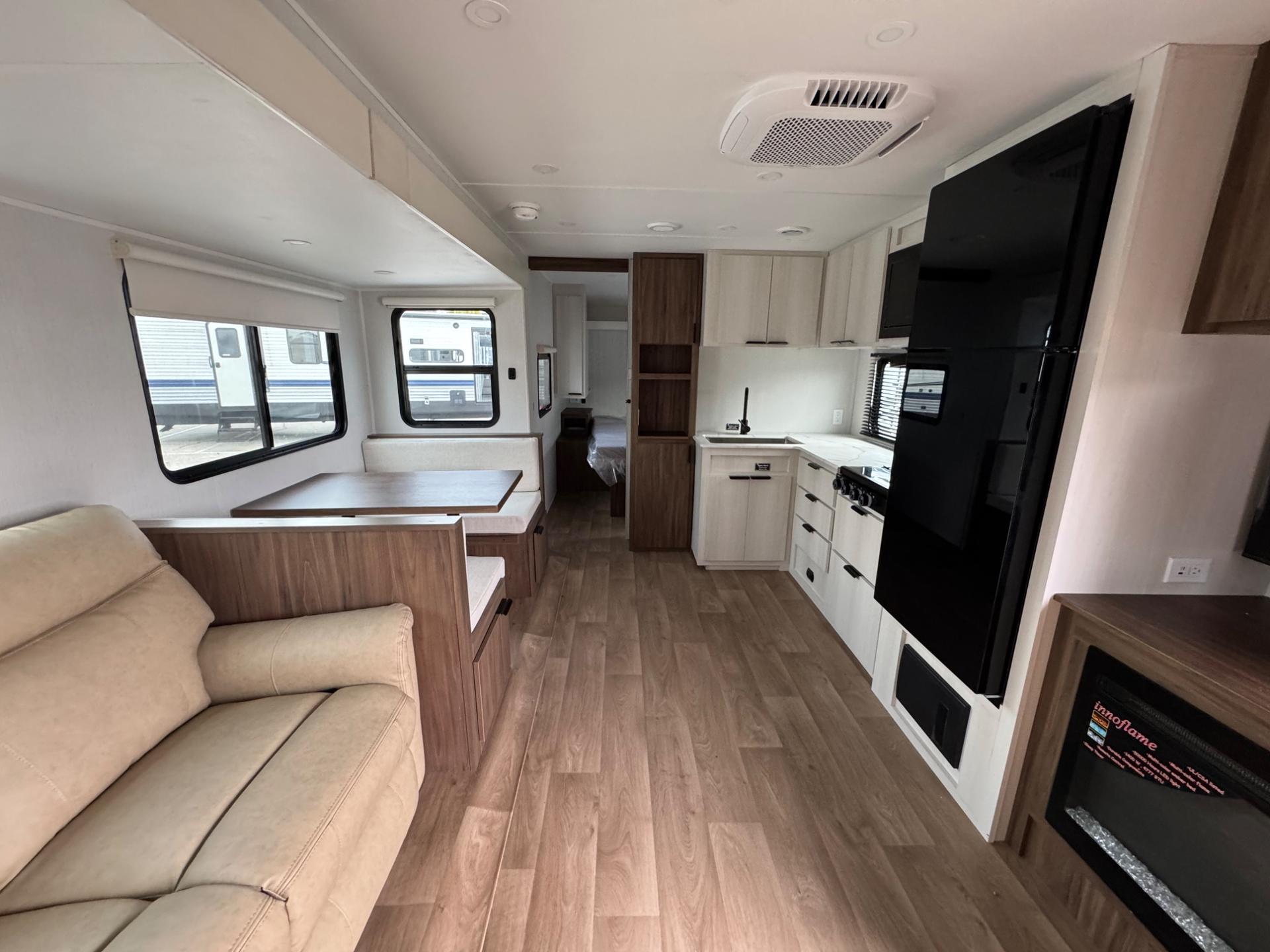 2026 Winnebago 2026 Winnebago Access - thumbnail 7
