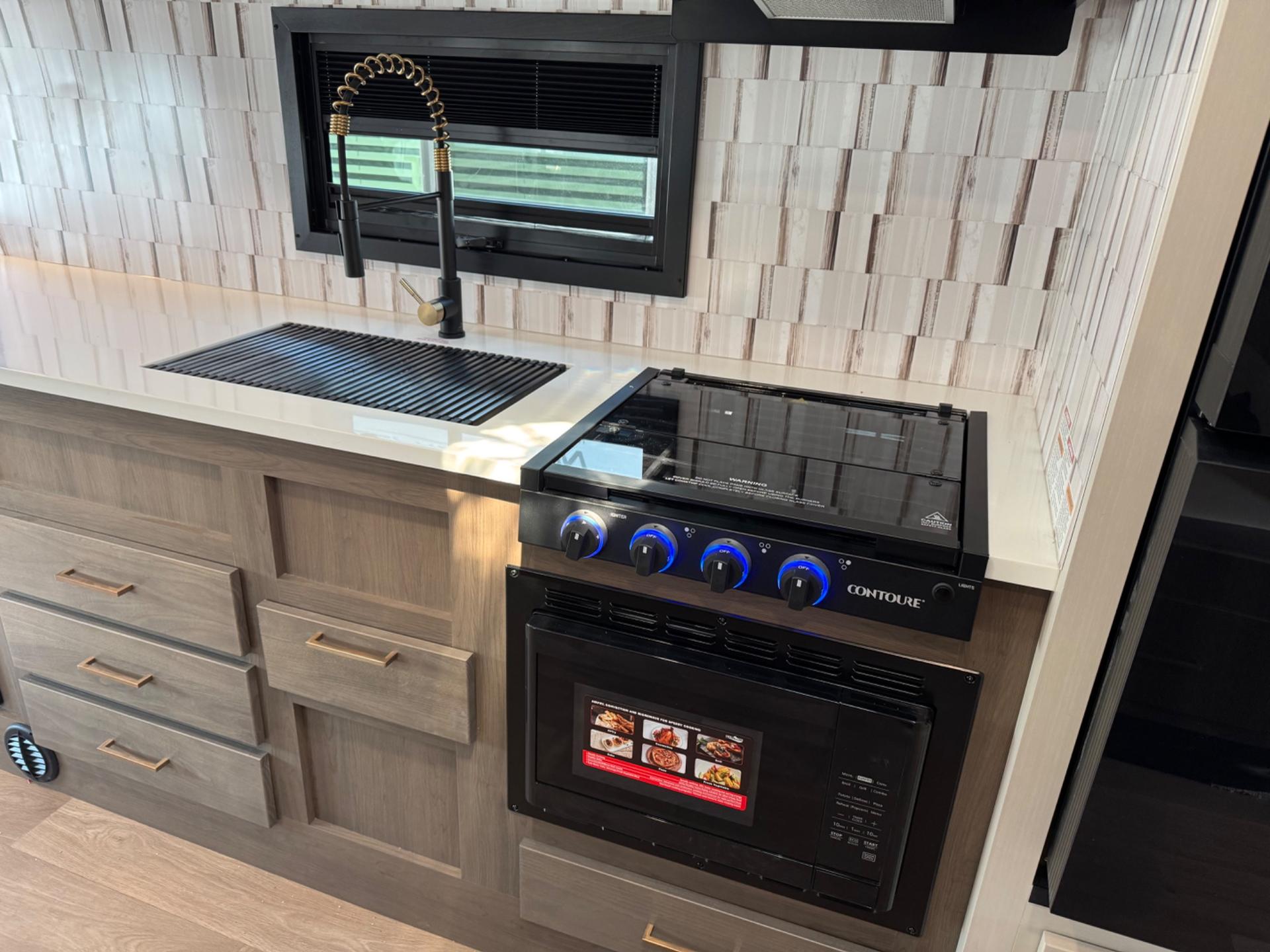 2026 East to West 2026 East to West College Avenue - thumbnail 11