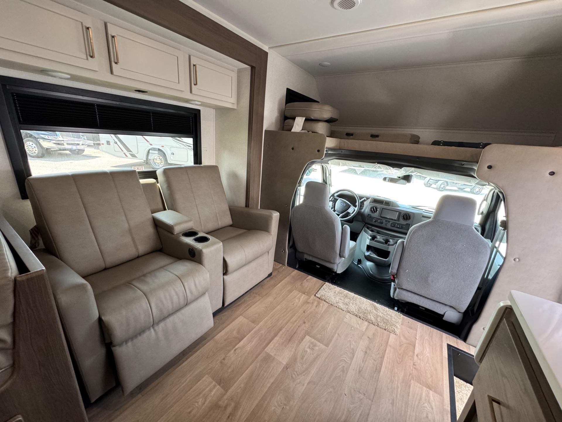 2026 East to West 2026 East to West College Avenue - thumbnail 13